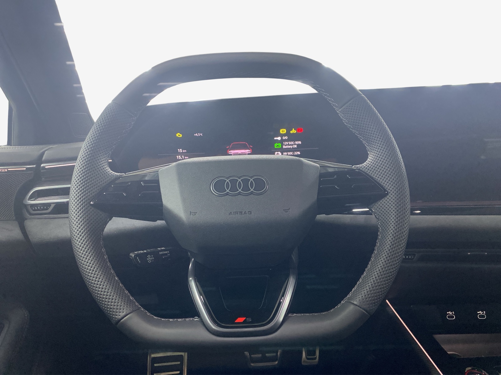 AUDI NEUER AUDI A6 AVANT HYBRID 367PS QUATTRO-image-9