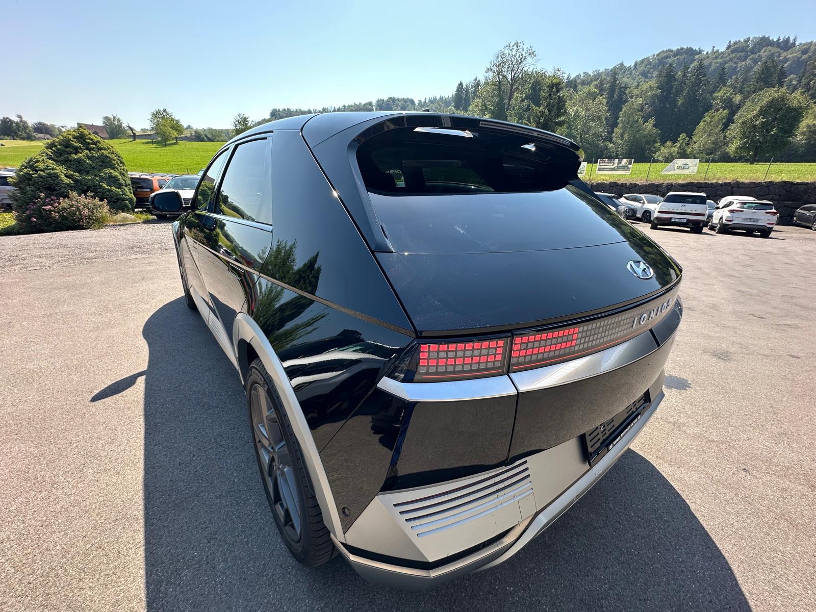 HYUNDAI Ioniq 5 72kWh First Edition 4WD-image-1
