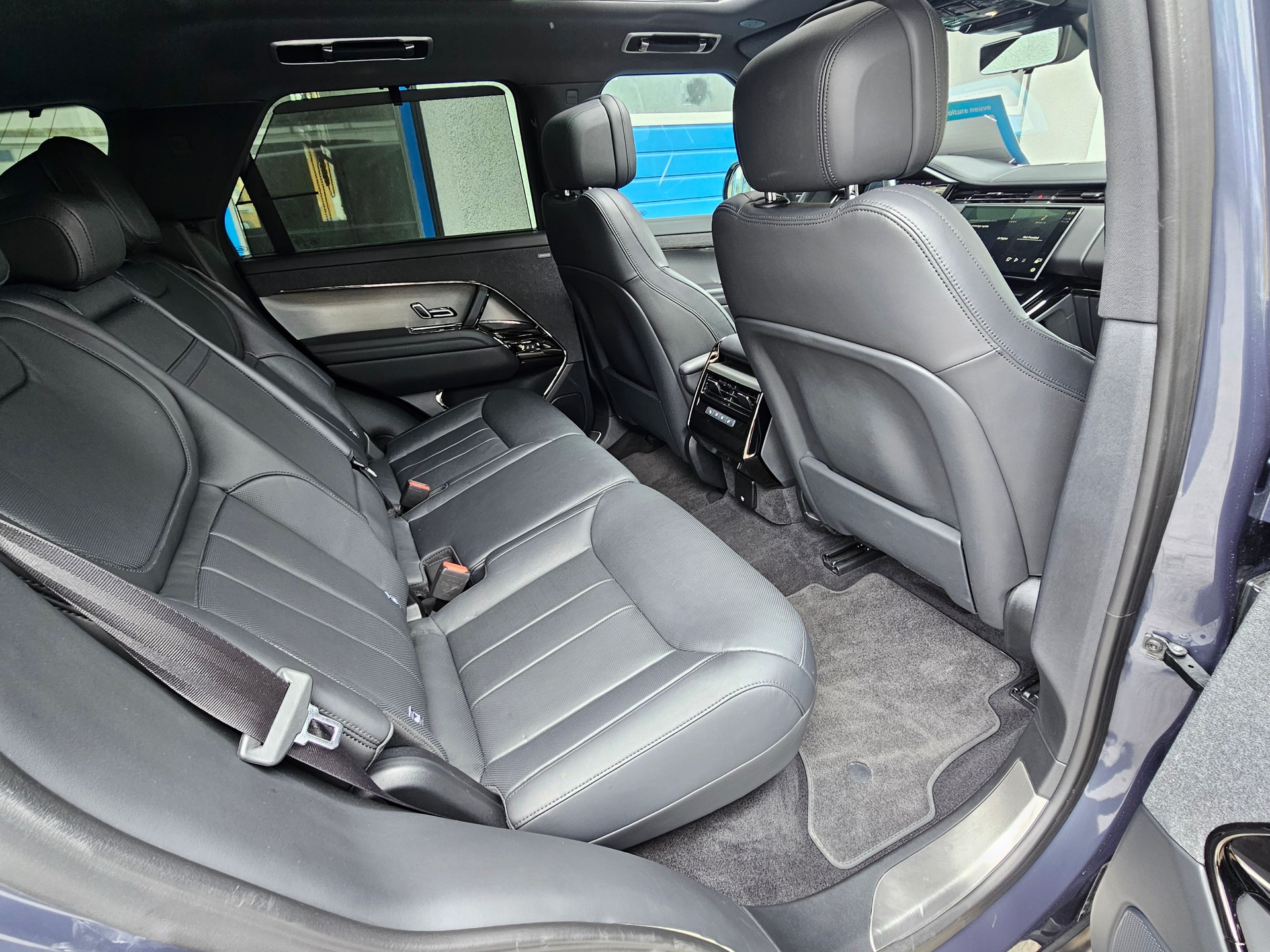 LAND ROVER Range Rover Sport D300 3.0 TD6 MHEV Dynamic SE Automatic-image-13