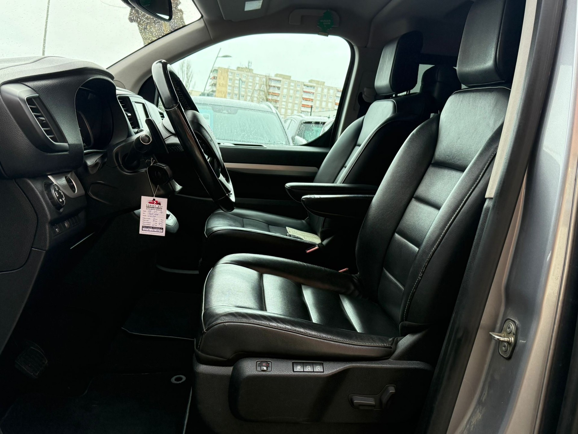 PEUGEOT Traveller 2.0 BlueHDi Active Standard EAT-image-6