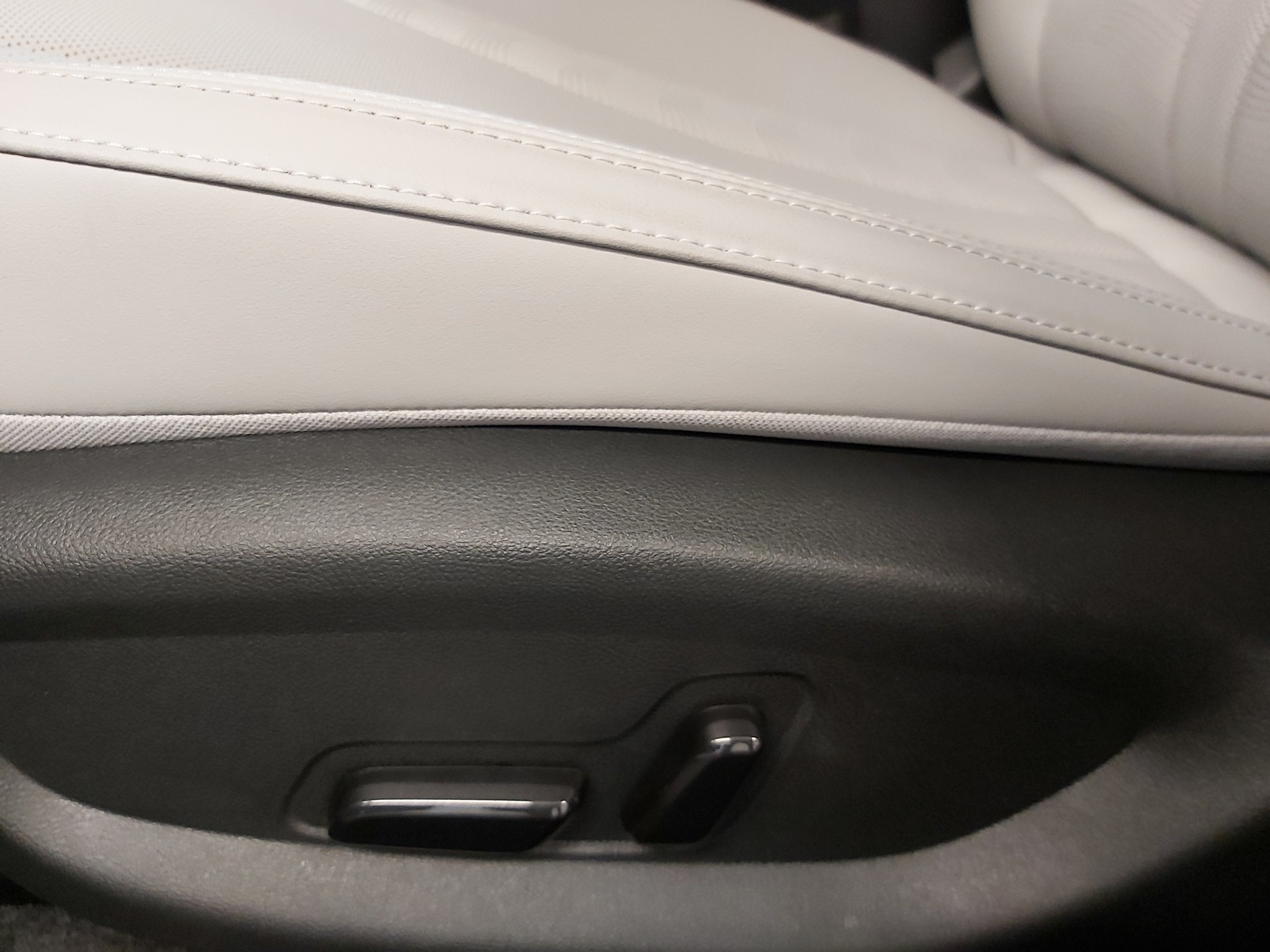 BYD Seal 6 DM-i Comfort-image-19