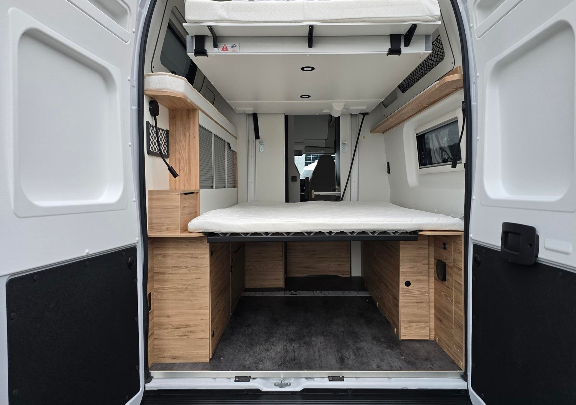 PILOTE V 633 M 2,2 DIESEL HOCHDACH H3 FIAT DUCATO MJ 140-image-0