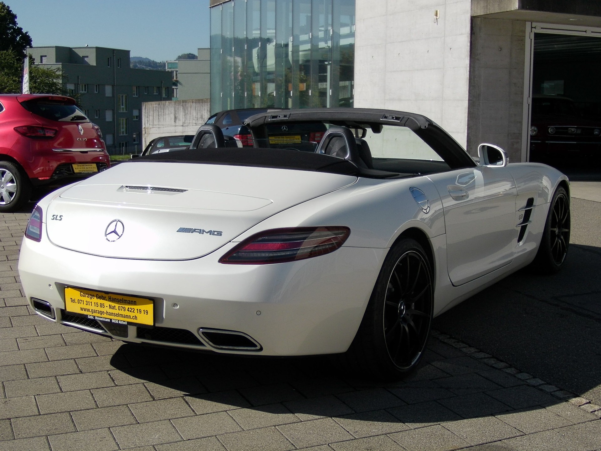 MERCEDES-BENZ SLS 63 AMG Speedshift-image-7
