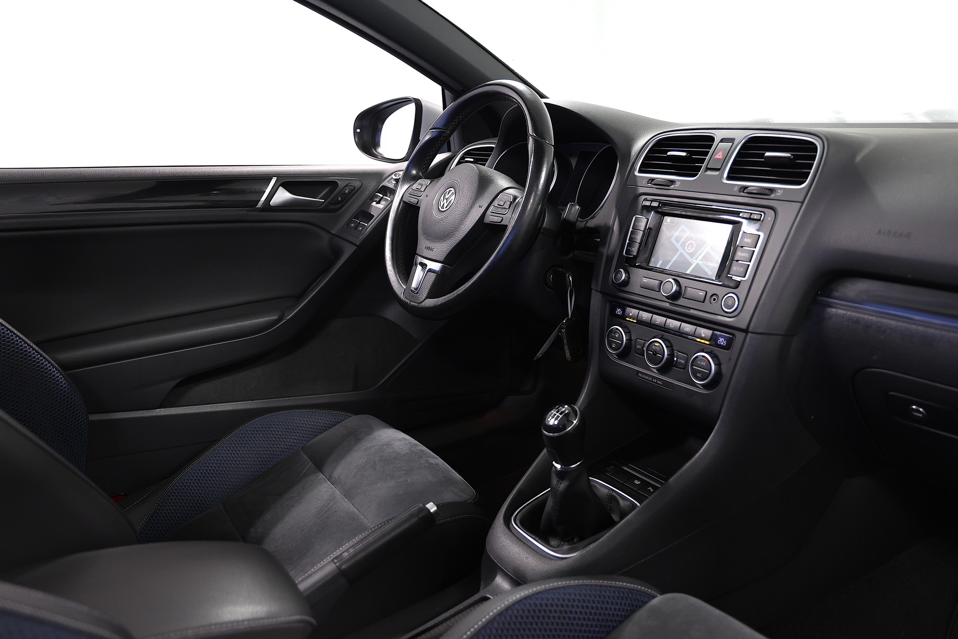 VW Golf Cabrio 1.4 TSI Design *Ab MFK*-image-14