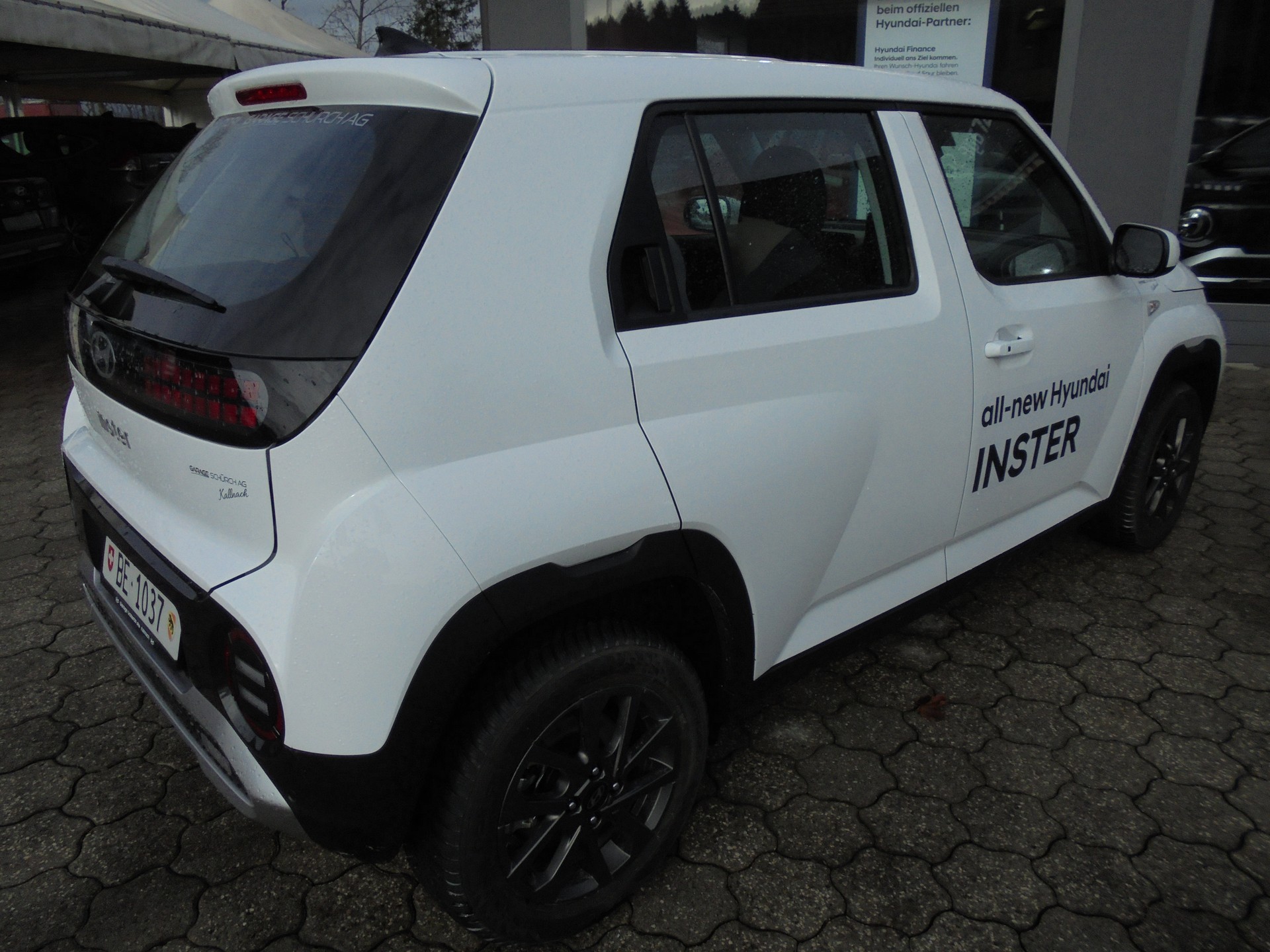 HYUNDAI Inster 49kWh Origo-image-3