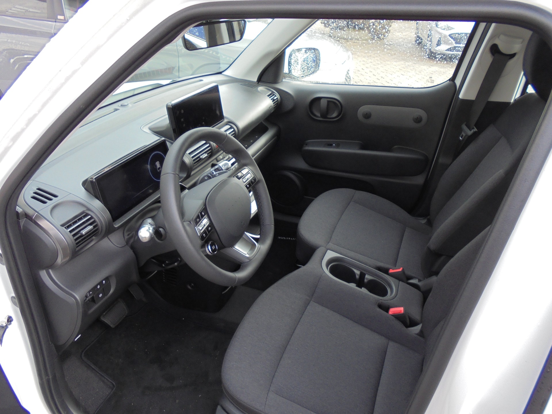 HYUNDAI Inster 49kWh Origo-image-11
