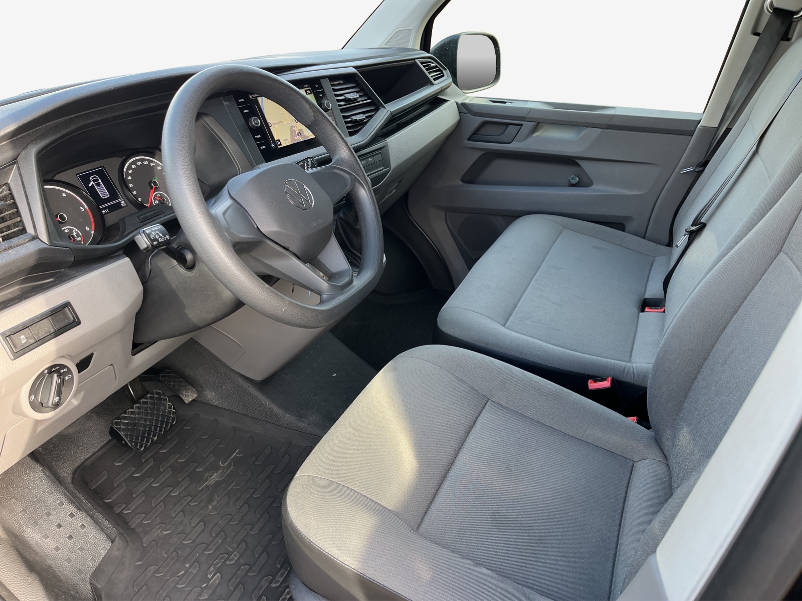 VW T6.1 2.0 TDI 4Motion DSG-image-7