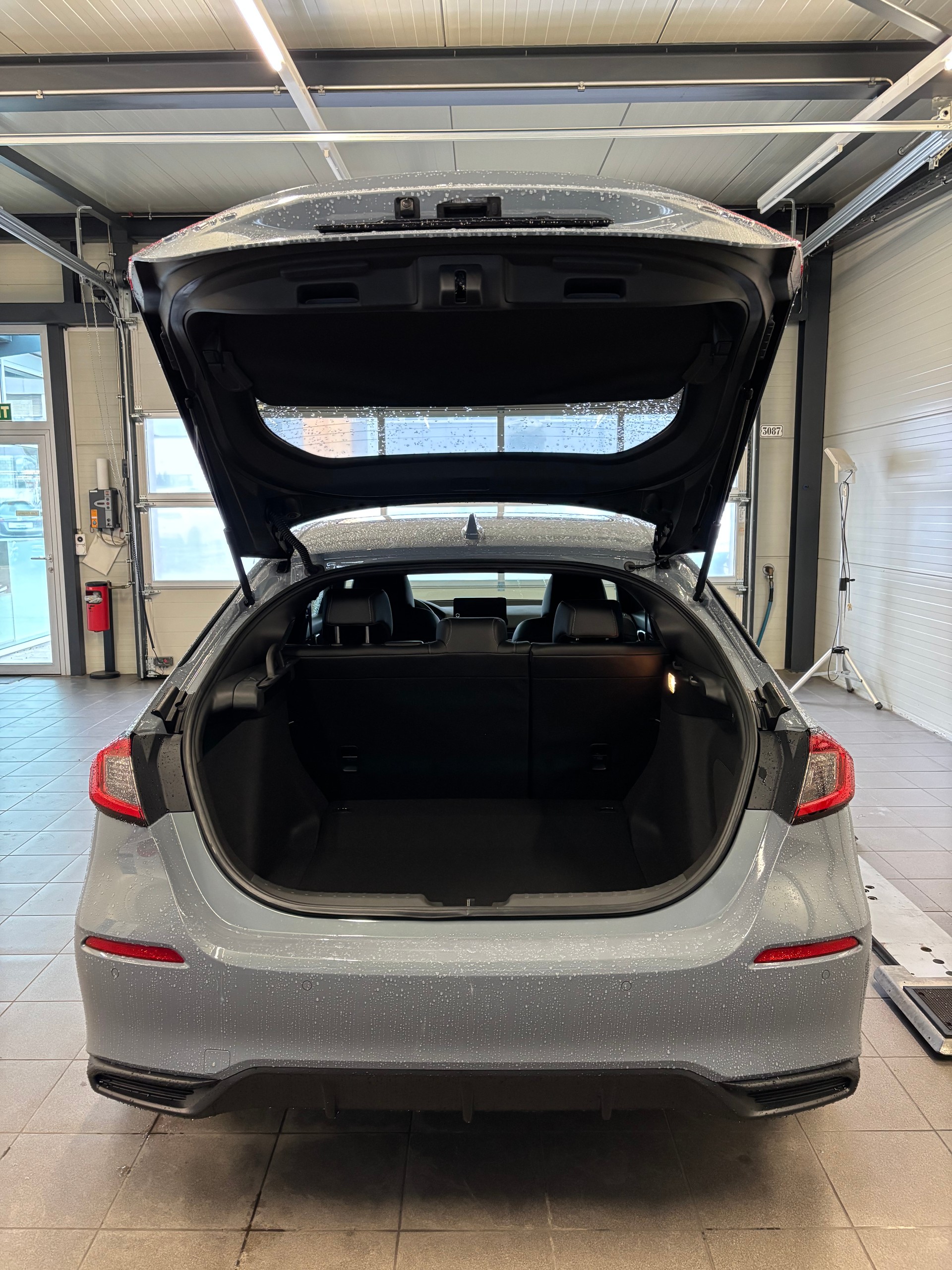 HONDA Civic 2.0 i-MMD HEV Advance-image-13