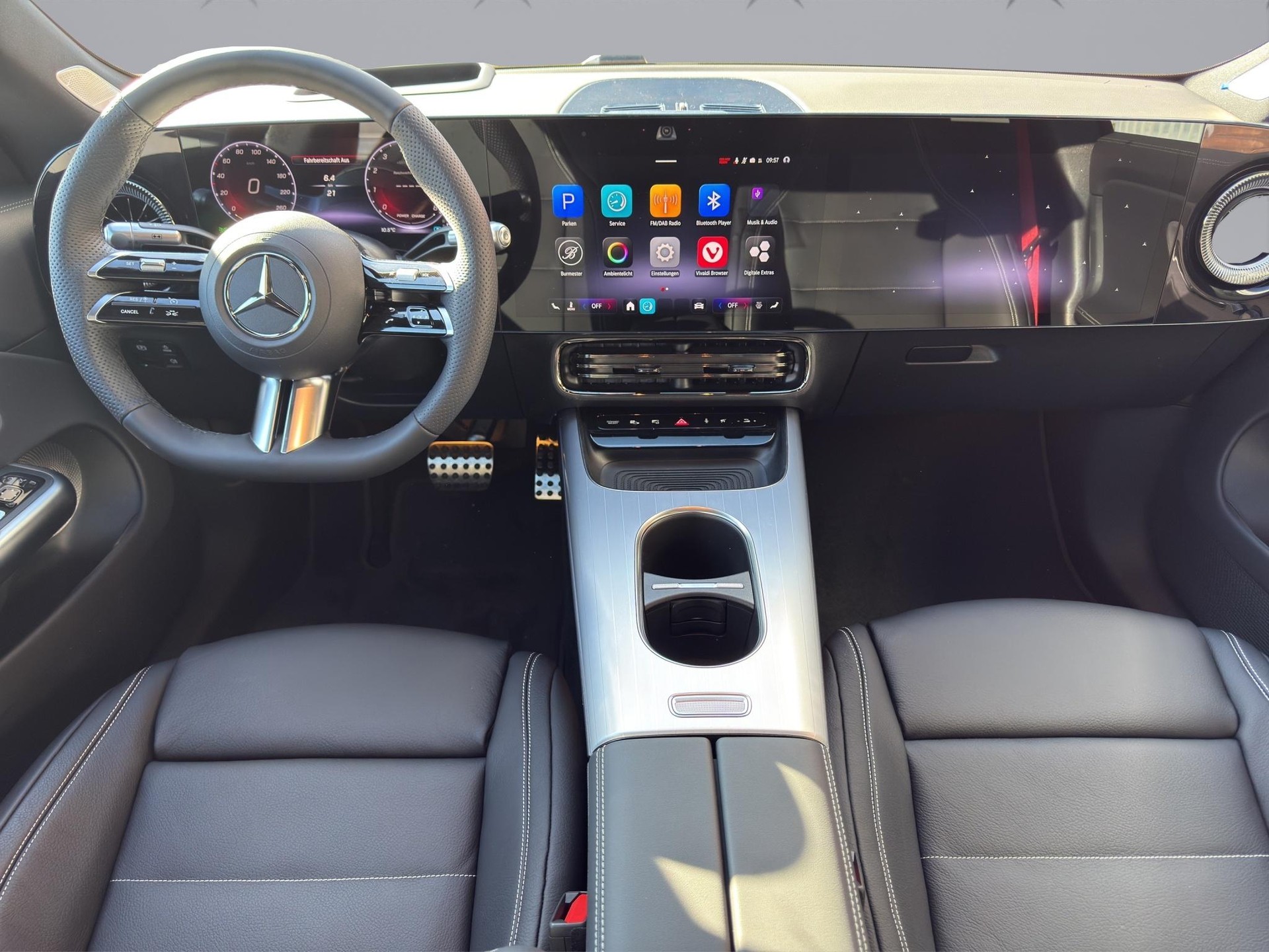 MERCEDES-BENZ CLA 220 AMG Line 4matic-image-11