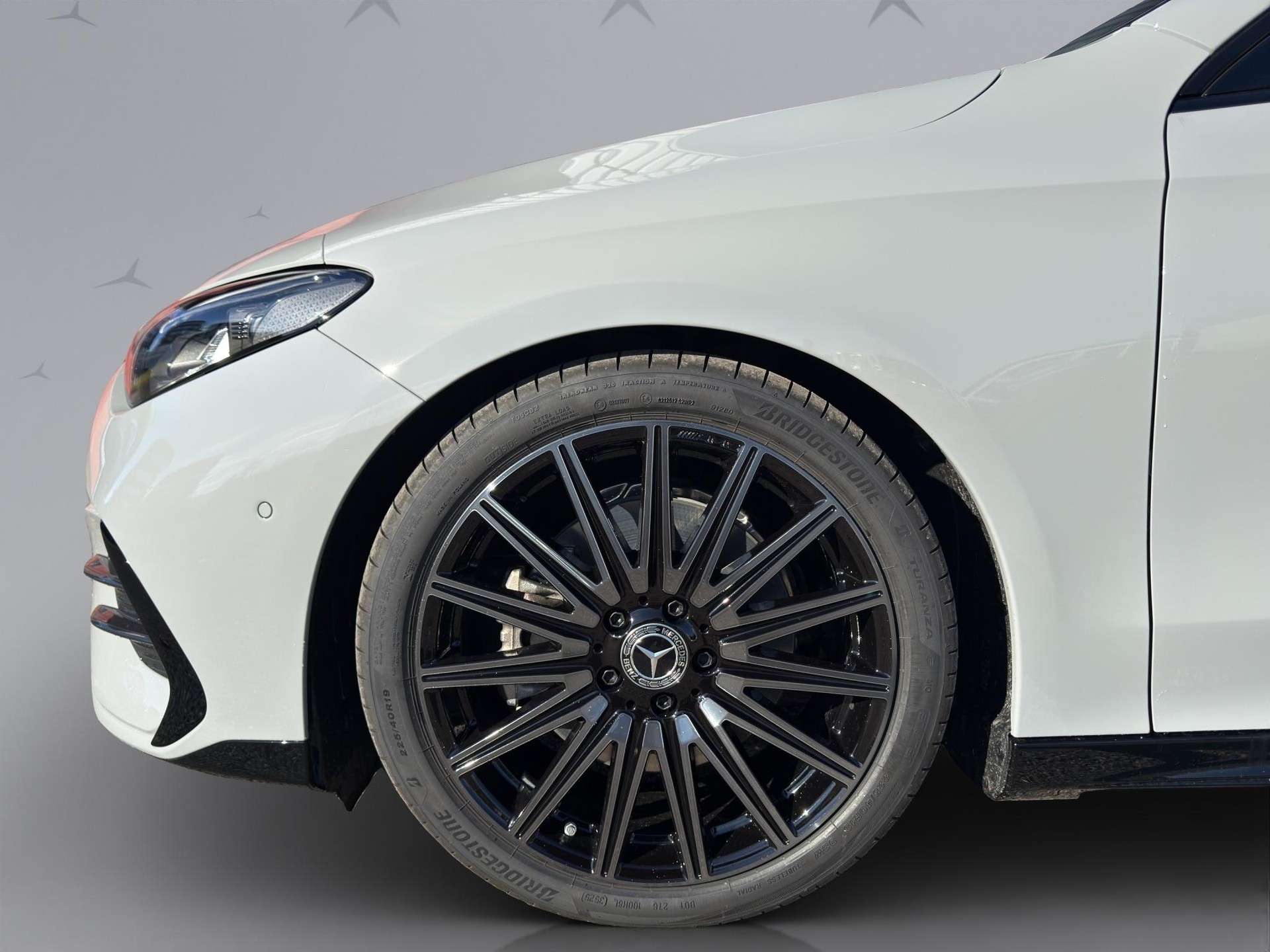 MERCEDES-BENZ CLA 220 AMG Line 4matic-image-16