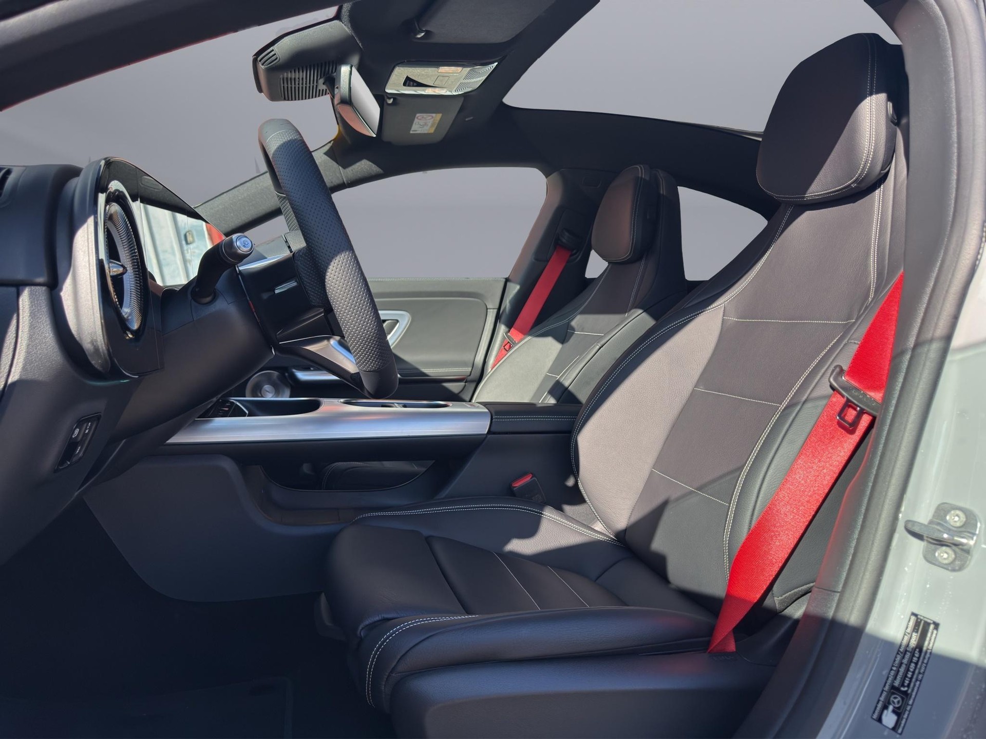 MERCEDES-BENZ CLA 220 AMG Line 4matic-image-8