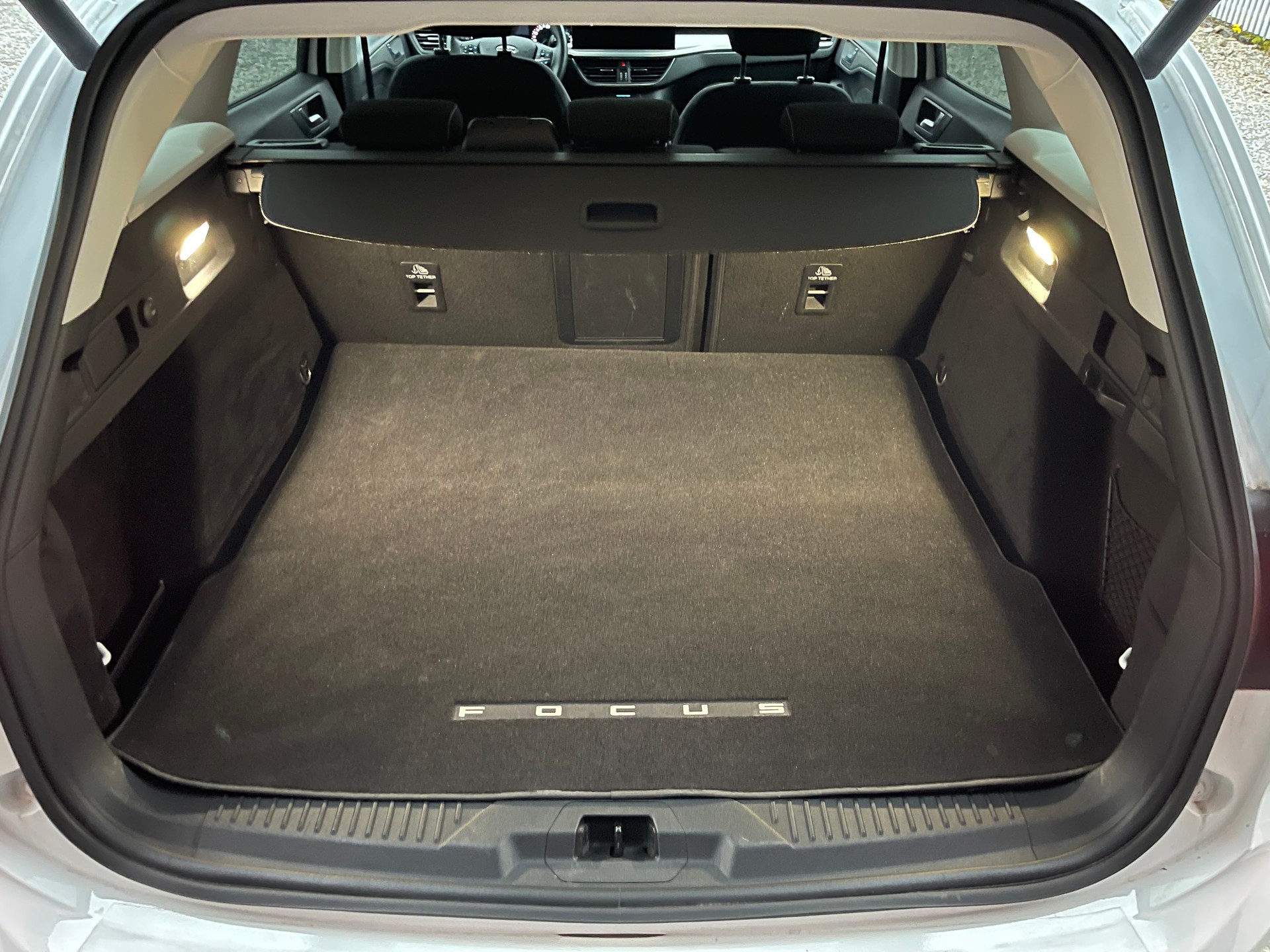 FORD Focus 1.5 TDCi Titanium Automatic-image-15