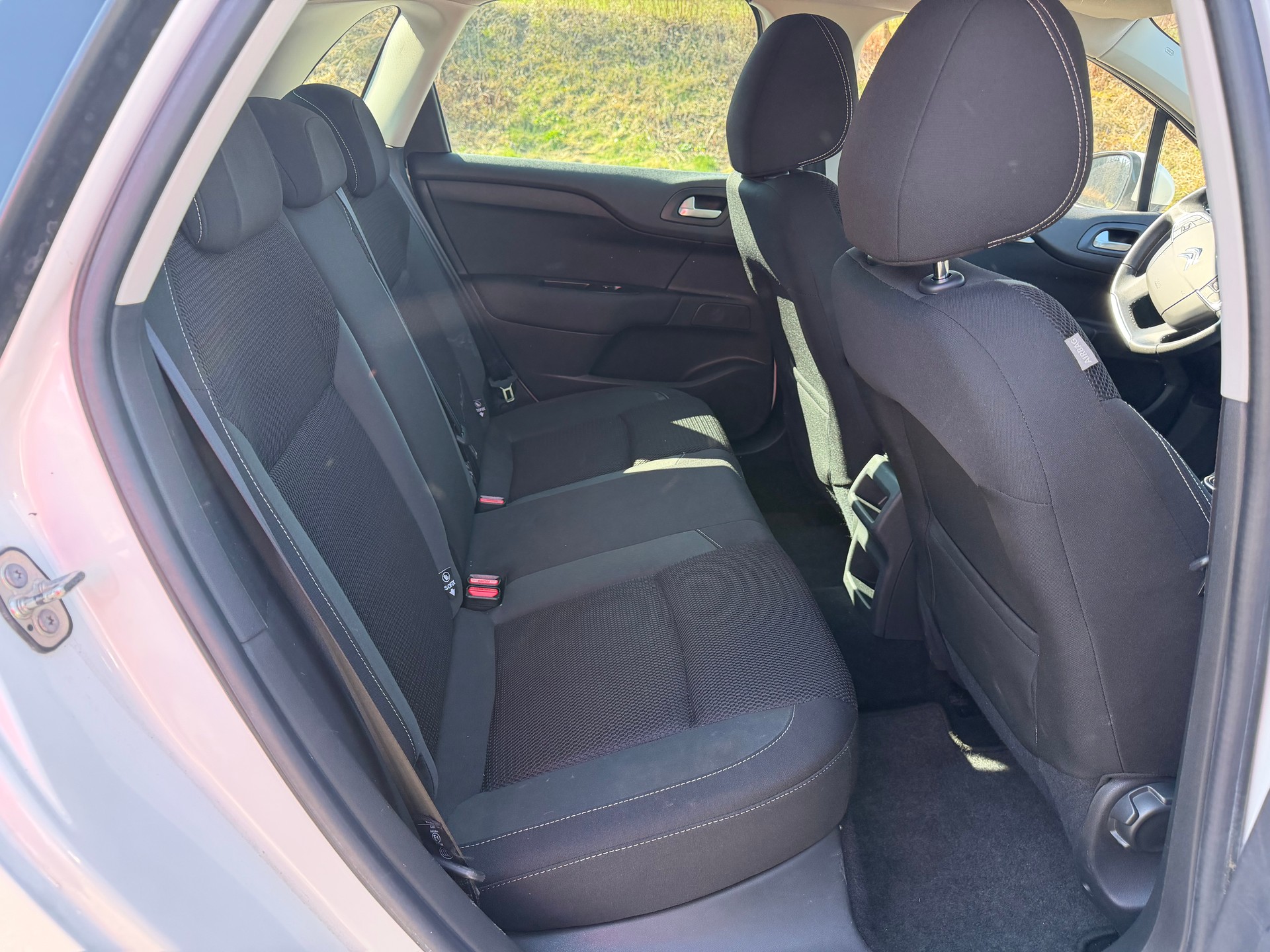 CITROEN C4 1.2 Pure Tech Shine Automatic-image-6