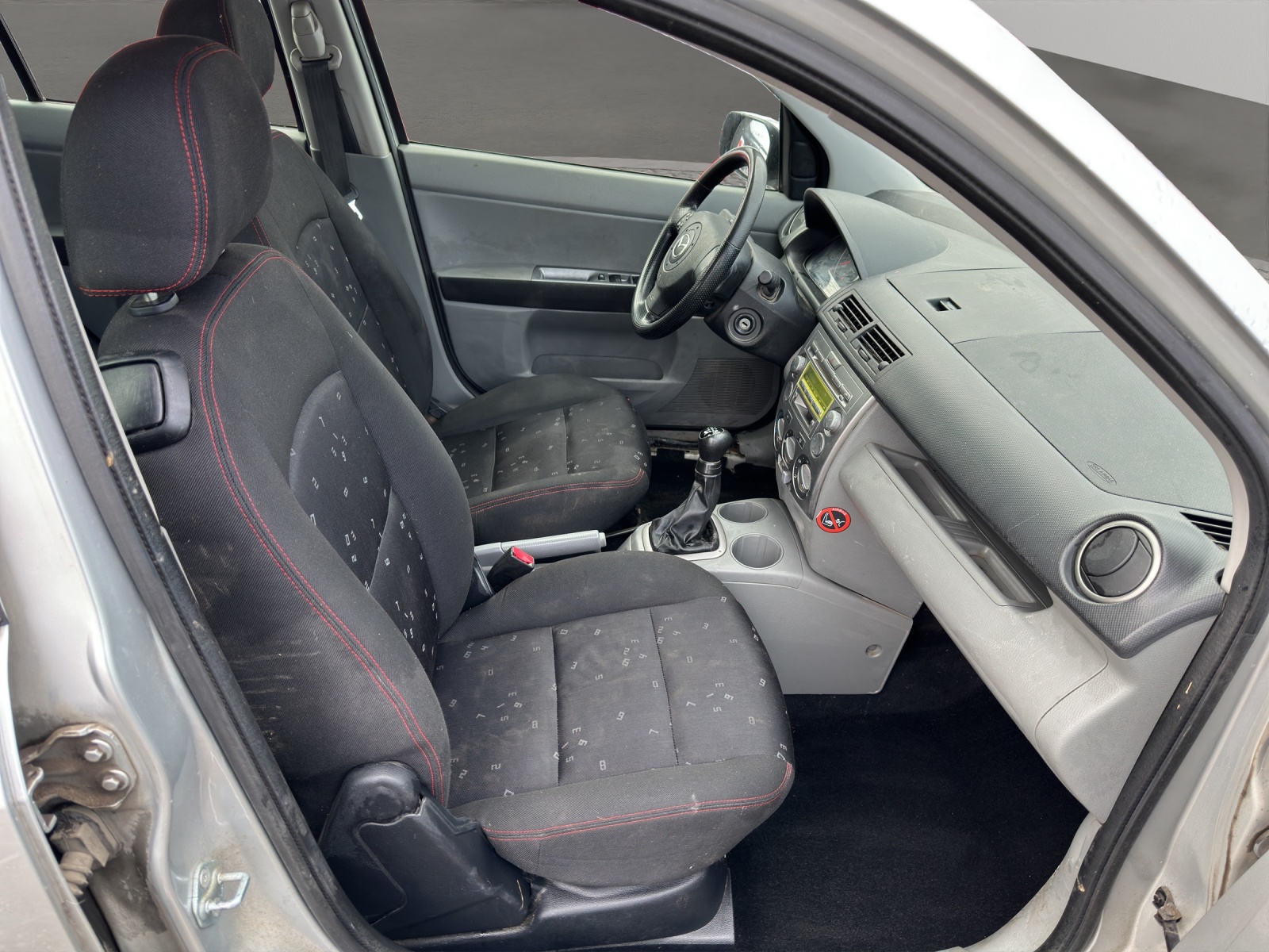 MAZDA 2 1.6i 16V Exclusive-image-12