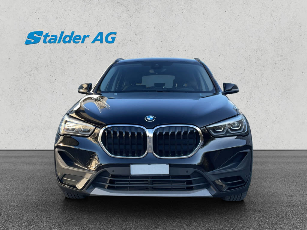 BMW X1 20i xDrive-image-1
