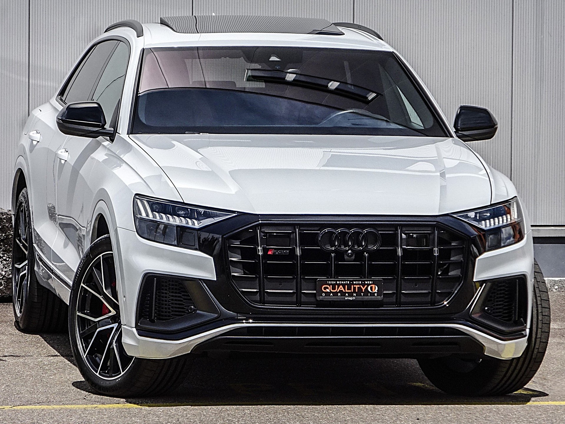 AUDI SQ8 V8 Bi-TDI quattro tiptronic // CH-Fahrzeug // Sondermodell // Standheizung // Neupreis über 186'000.-