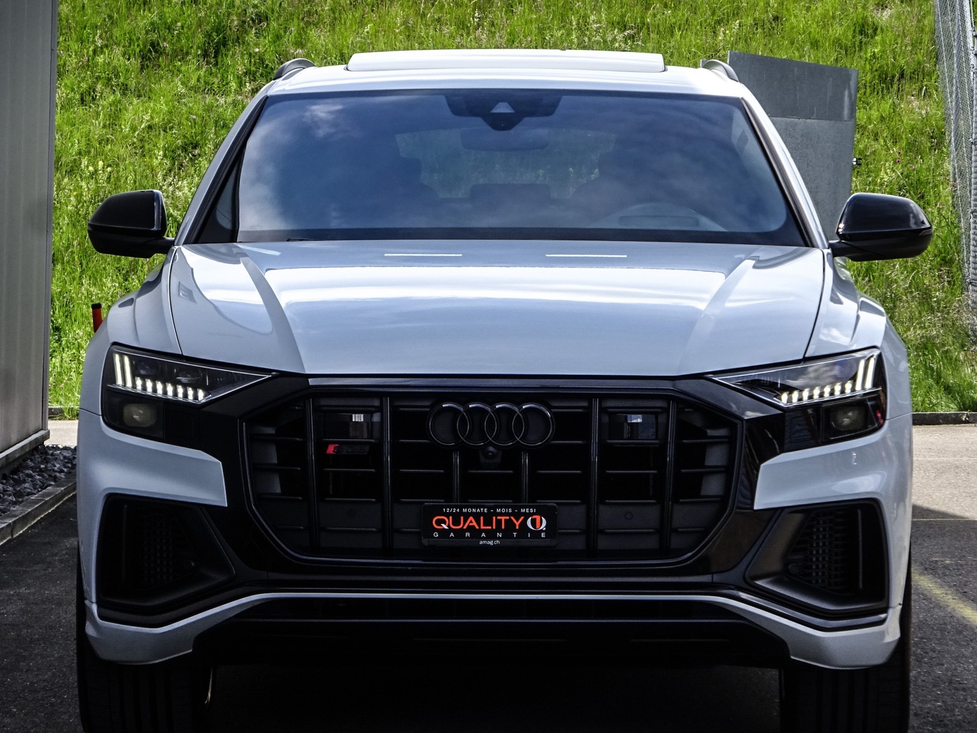 AUDI SQ8 V8 Bi-TDI quattro tiptronic // CH-Fahrzeug // Sondermodell // Standheizung // Neupreis über 186'000.--image-2