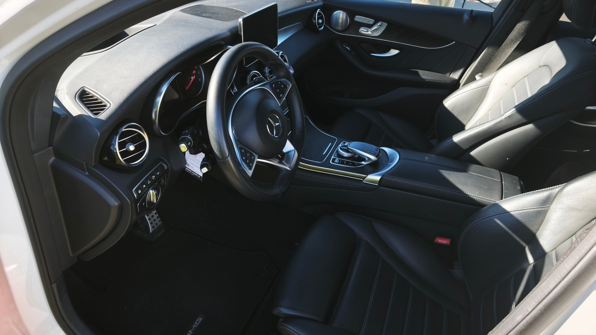 MERCEDES-BENZ GLC Coupé 350 e AMG Line 4Matic 7G-Tronic-image-4