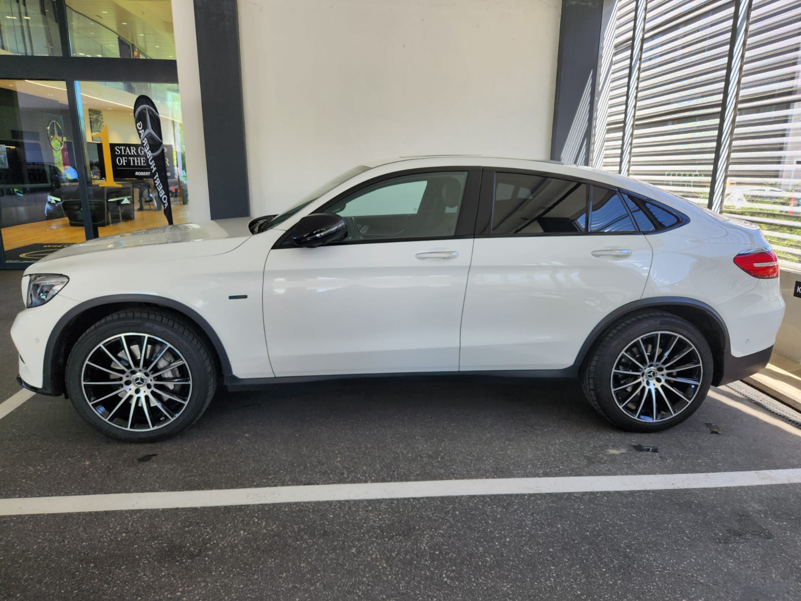 MERCEDES-BENZ GLC Coupé 350 e AMG Line 4Matic 7G-Tronic-image-0