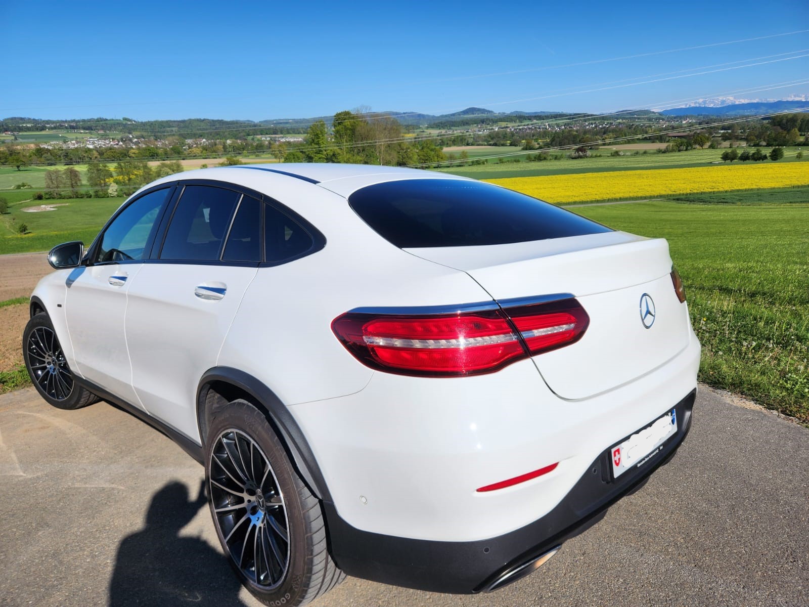 MERCEDES-BENZ GLC Coupé 350 e AMG Line 4Matic 7G-Tronic-image-3