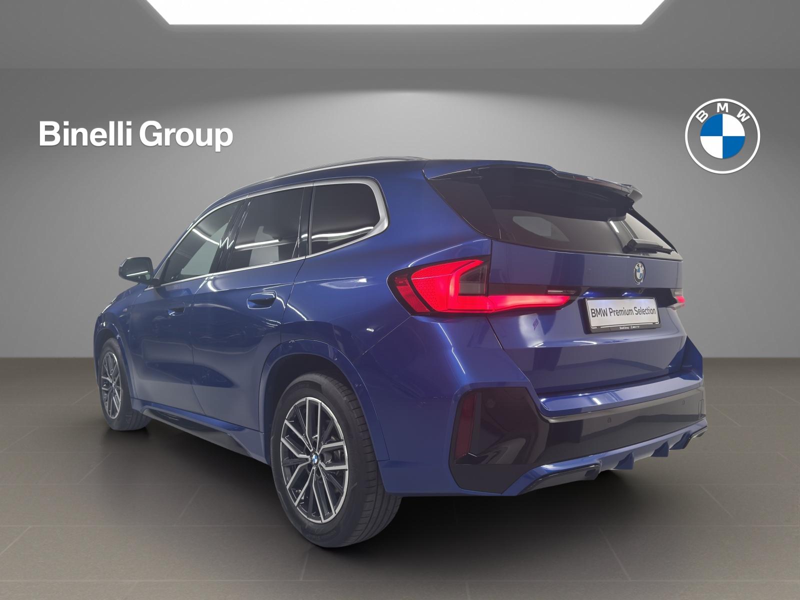 BMW X1 23i xDrive paddles-image-2