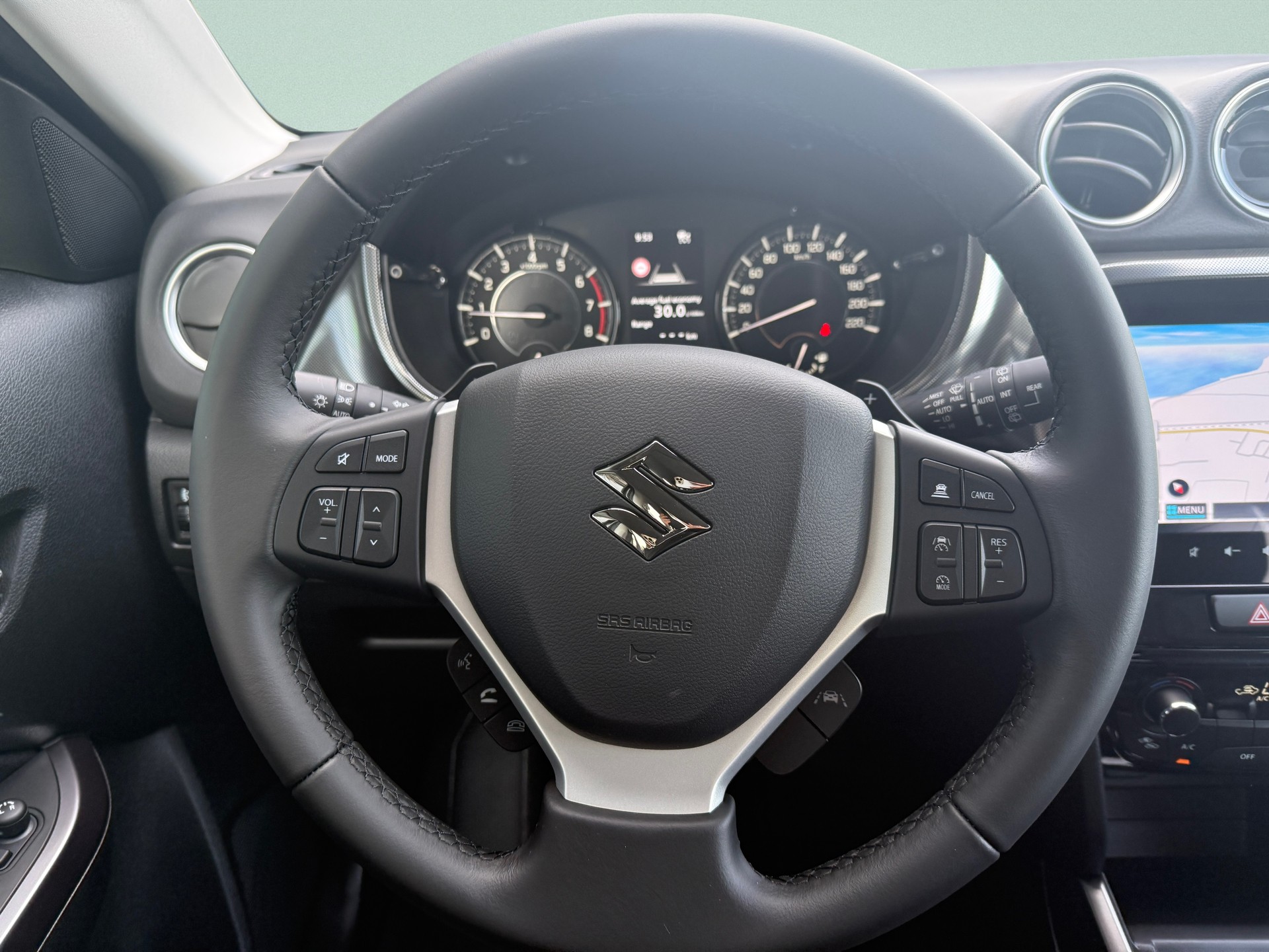 SUZUKI Vitara 1.4 Boosterjet Compact + 4x4 Hybrid Automatic-image-15