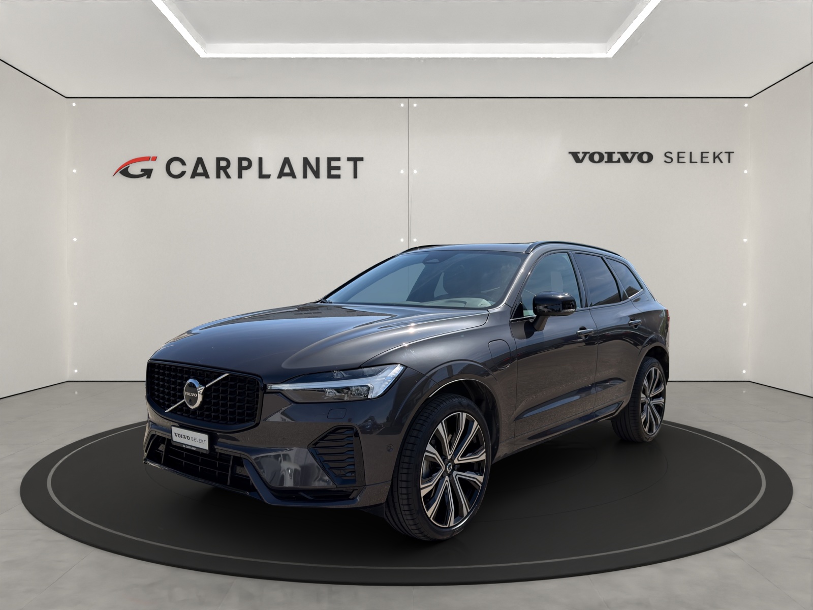 VOLVO XC60 2.0 T6 TE R-Design eAWD-image-0