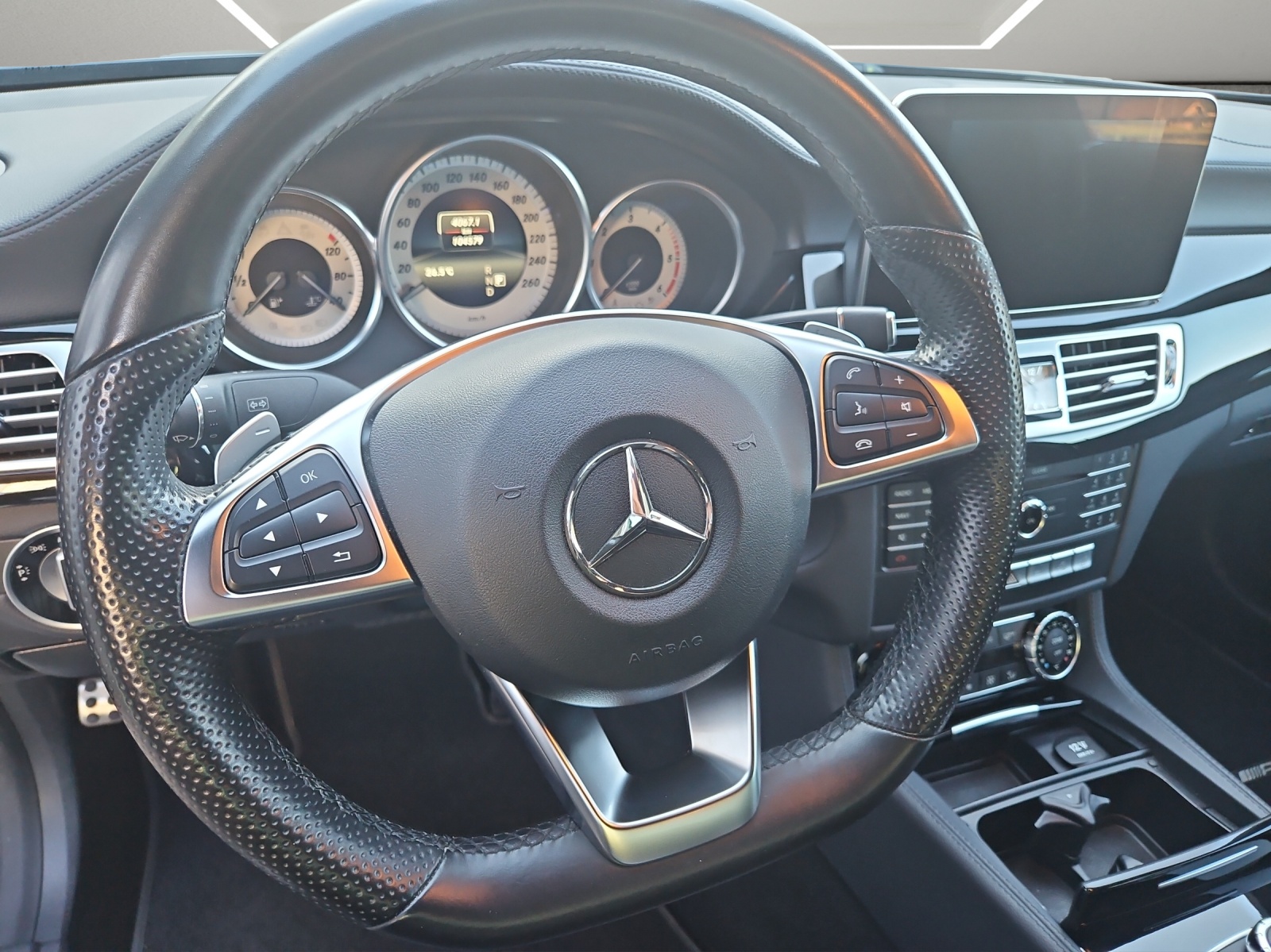 MERCEDES-BENZ CLS 350 d 4Matic 9G-Tronic-image-14