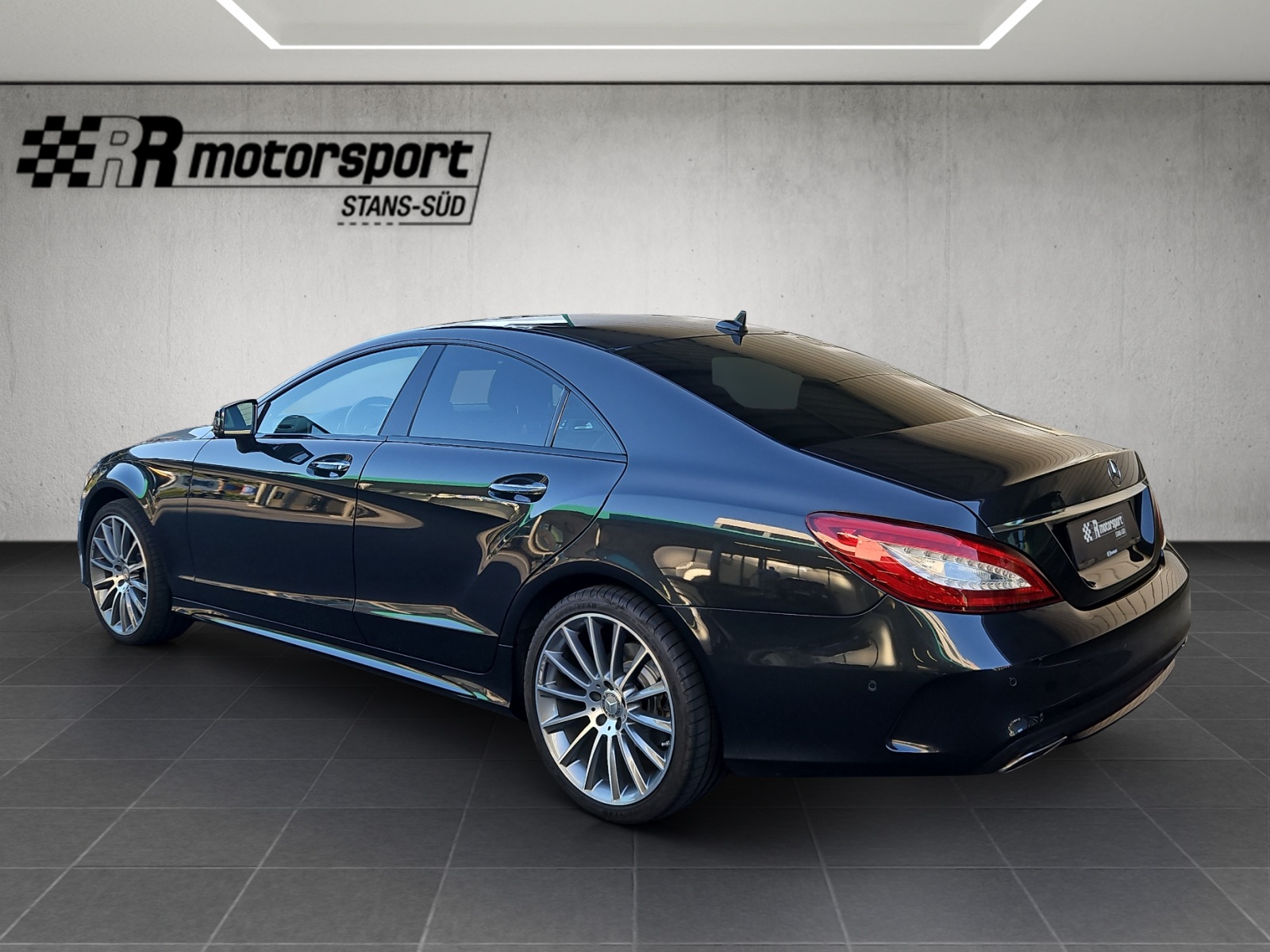 MERCEDES-BENZ CLS 350 d 4Matic 9G-Tronic-image-4