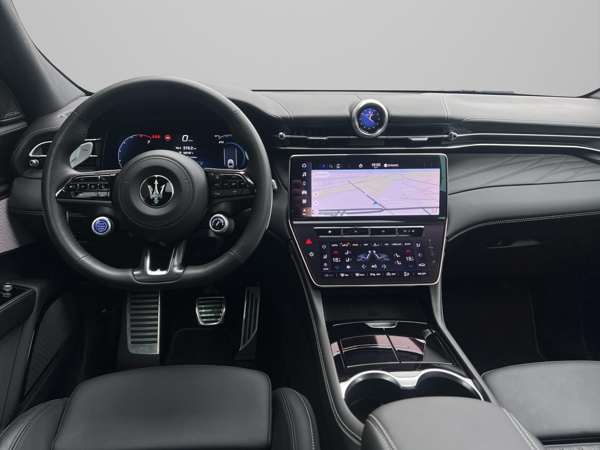 MASERATI Grecale 2.0 Hybrid Modena-image-12