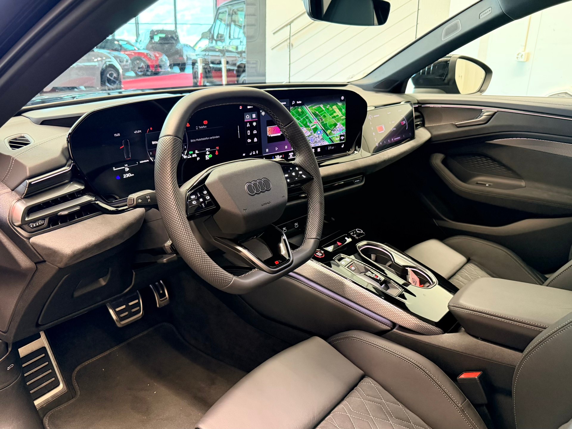 AUDI A6 Avant TFSI quattro 270 kW S tronic-image-11