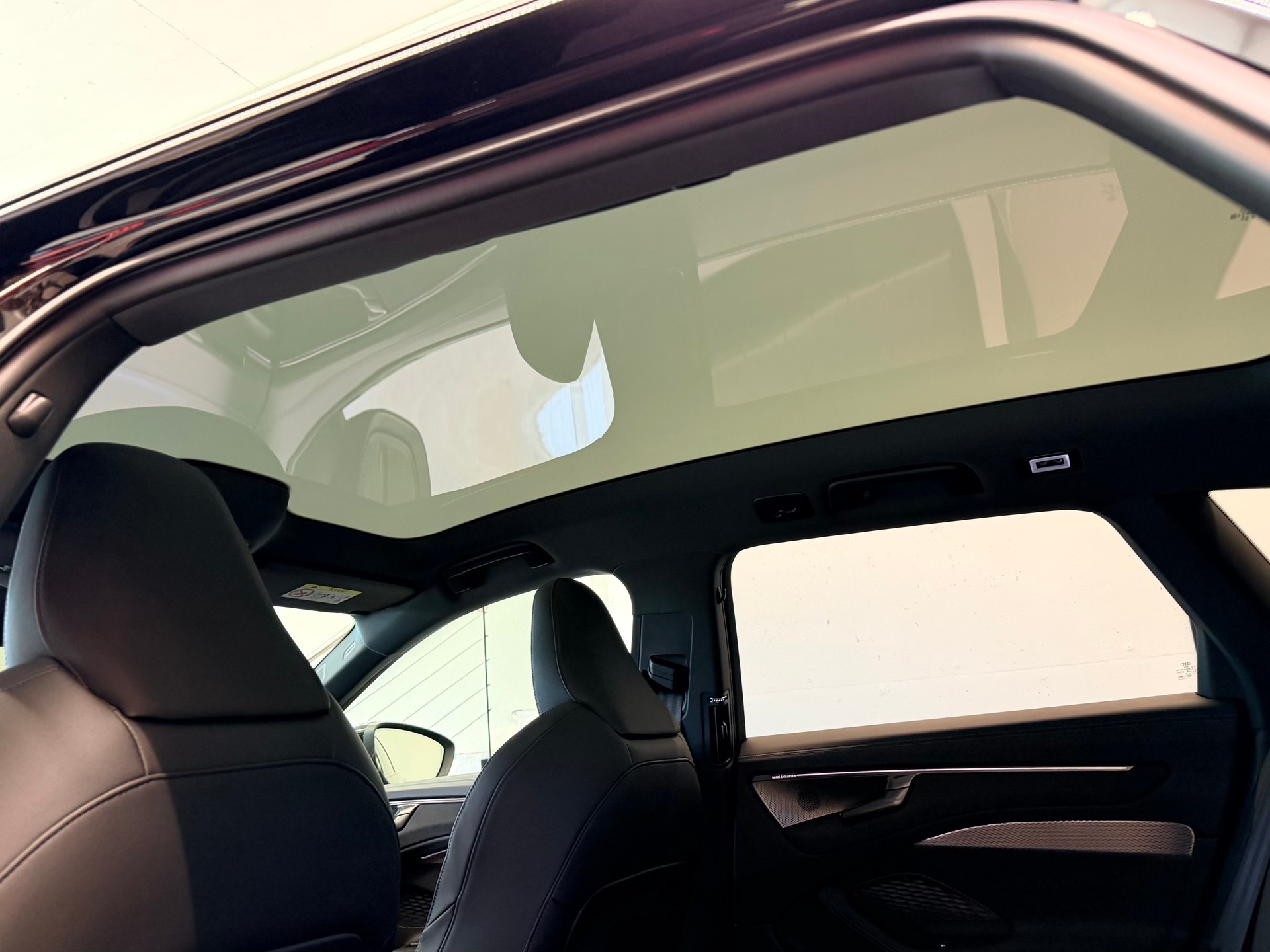 AUDI A6 Avant TFSI quattro 270 kW S tronic-image-17