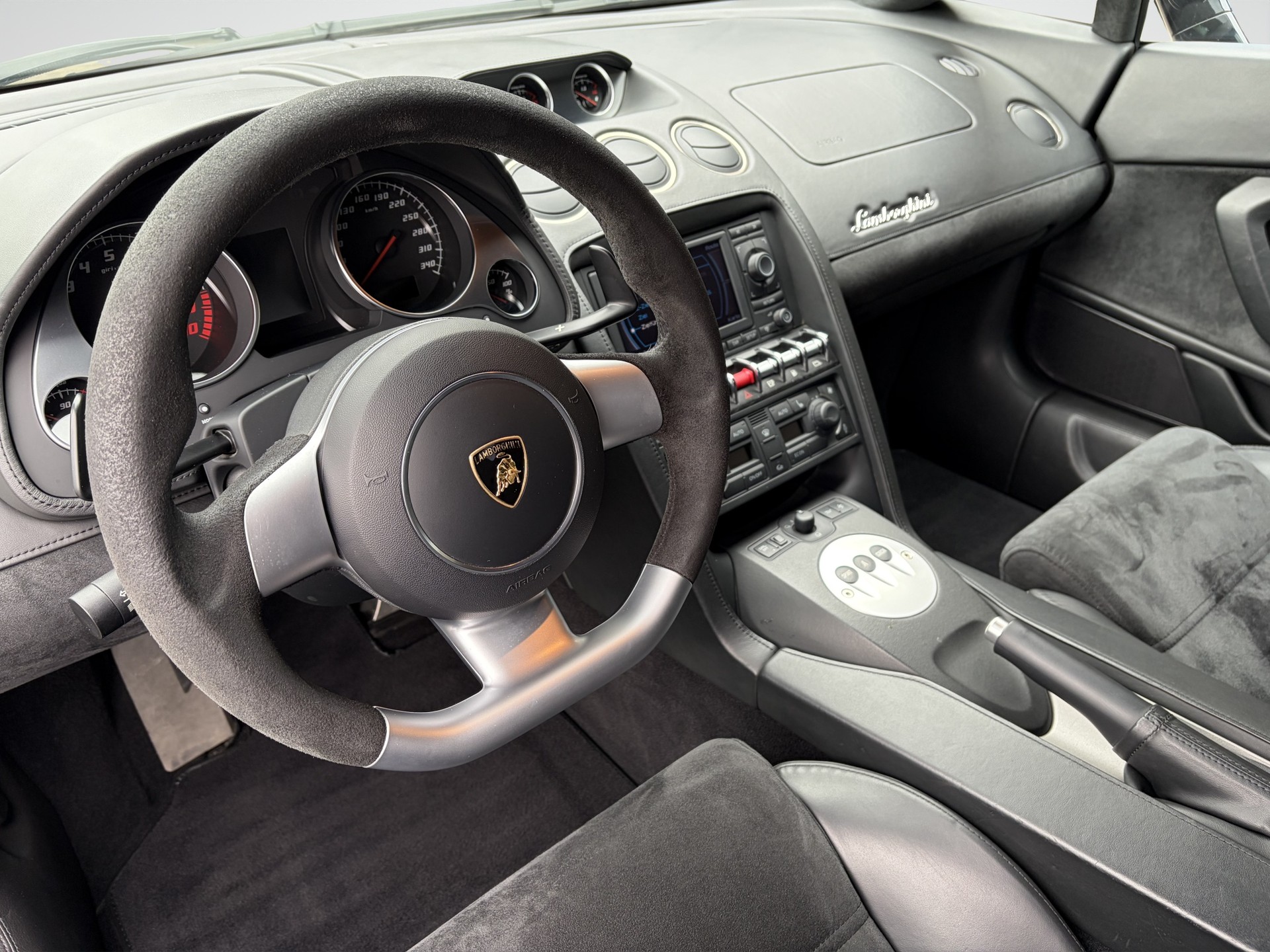 LAMBORGHINI Gallardo LP560-4 Coupé E-Gear-image-9