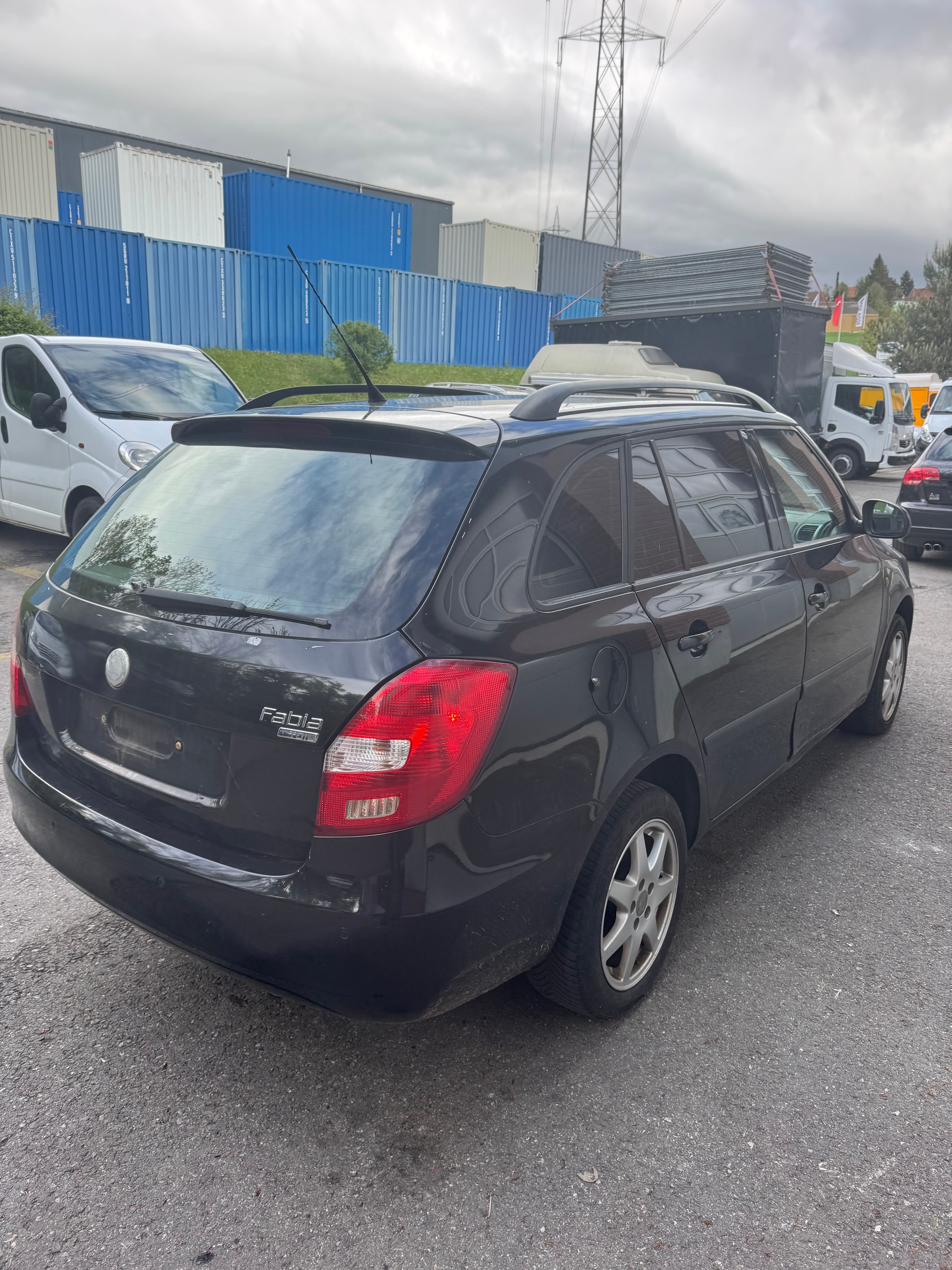 SKODA Fabia 1.9 TDI Classic-image-3