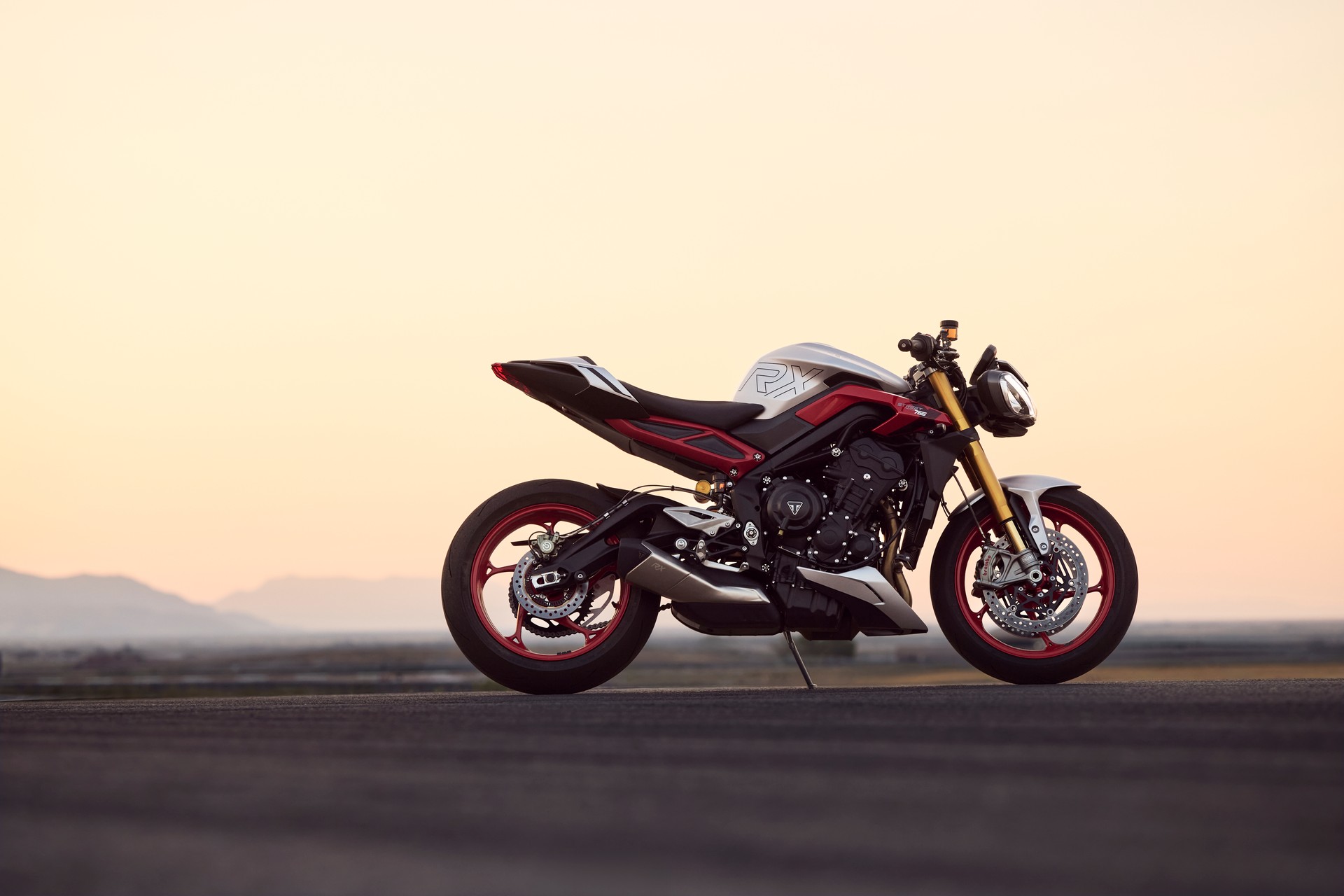 TRIUMPH Street Triple 765 RX