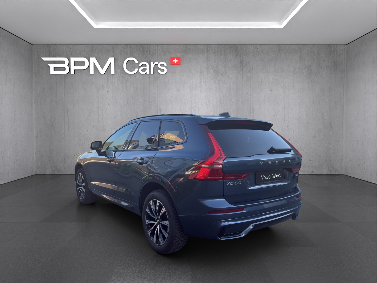 Image VOLVO XC60 XC60 B5 Benzin Mild Hybrid AWD Plus Dark Geartronic