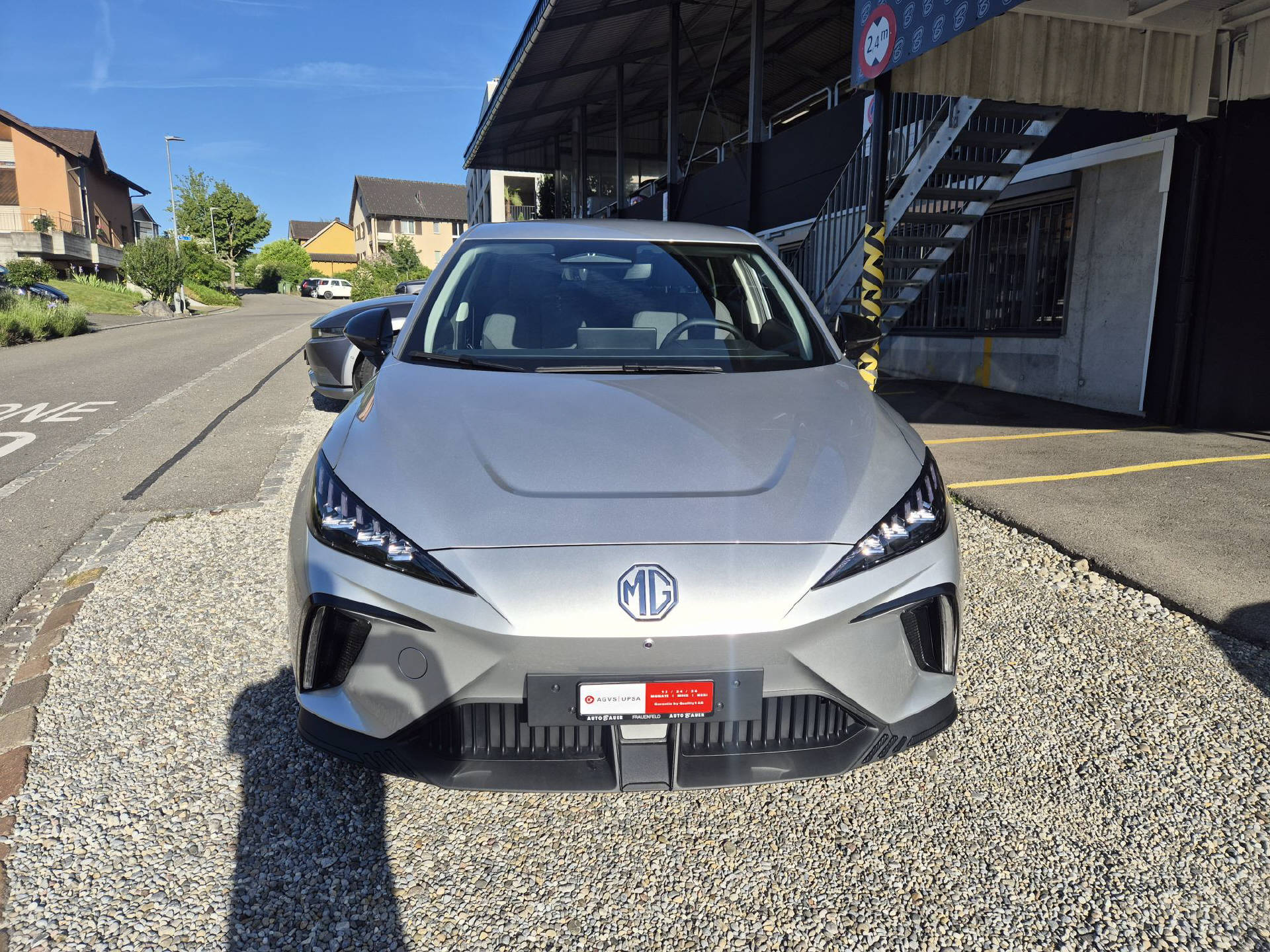 MG 4 64kWh Premium-image-3