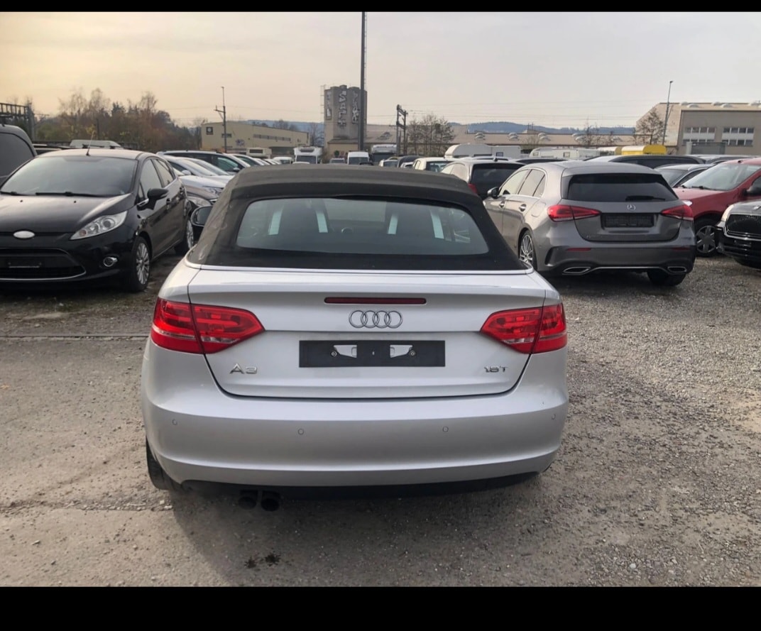 AUDI A3 Cabriolet 1.8 TFSI Style-image-6