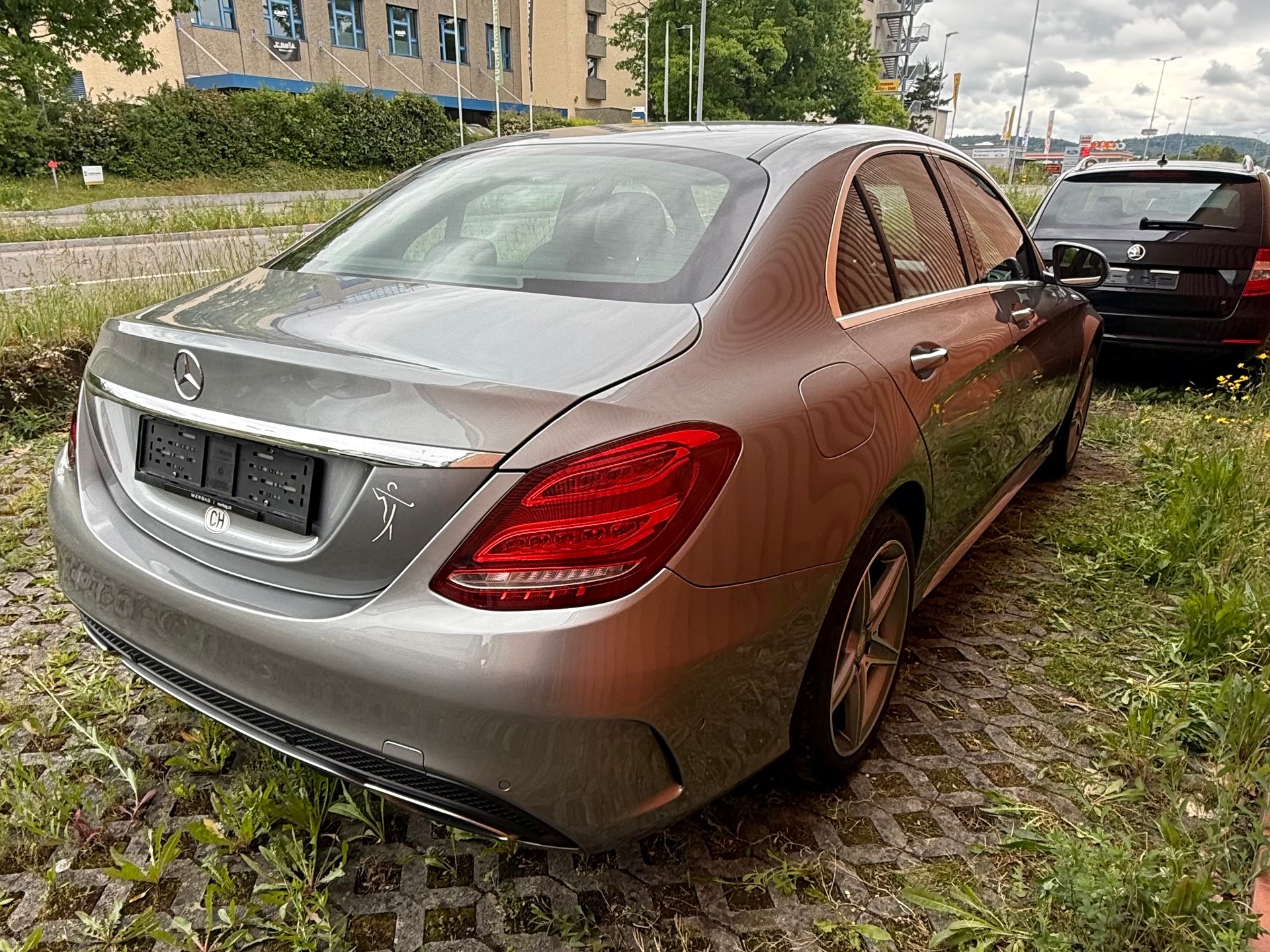 MERCEDES-BENZ C 180 AMG Line-image-7