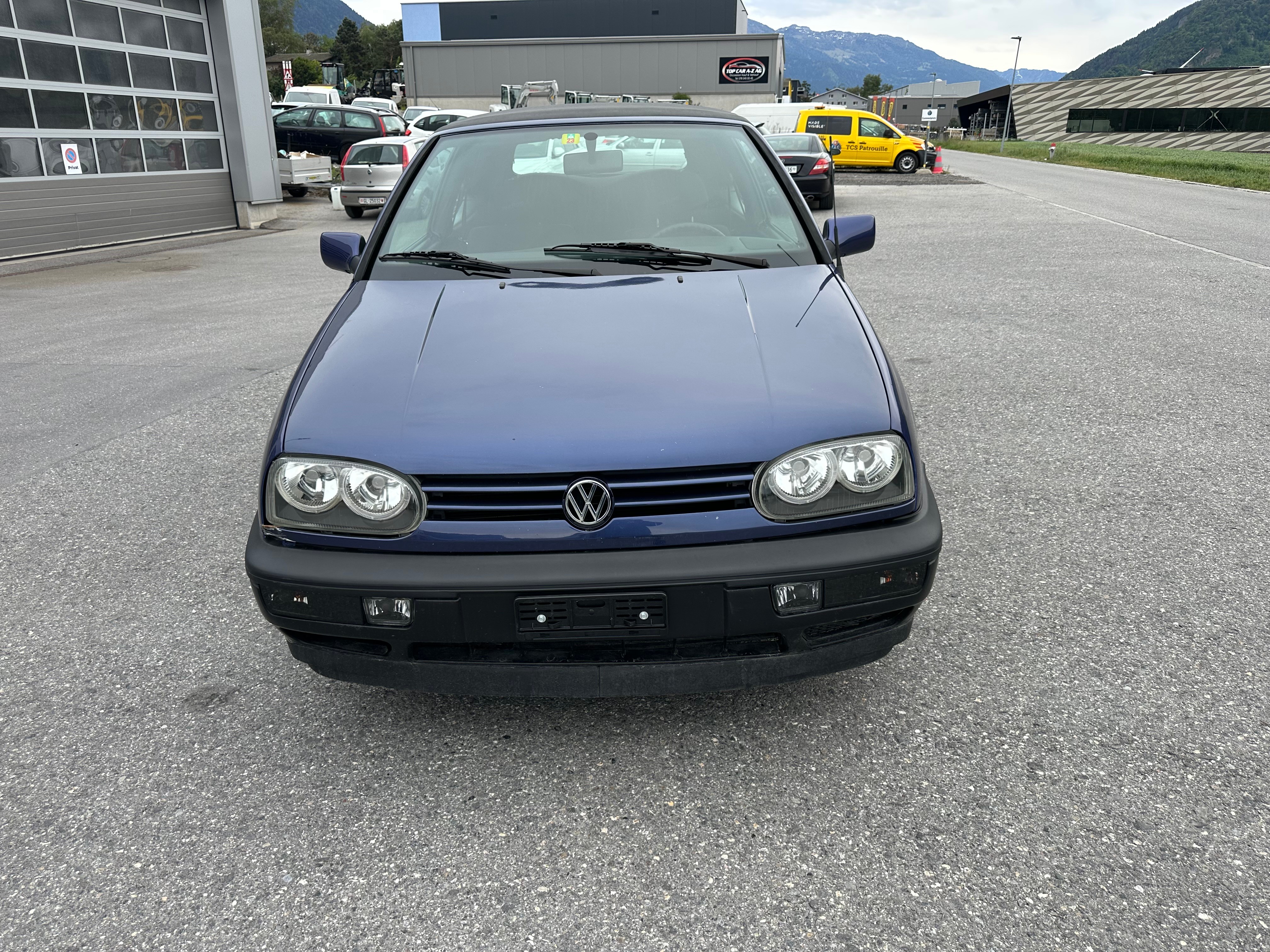 Car photo
