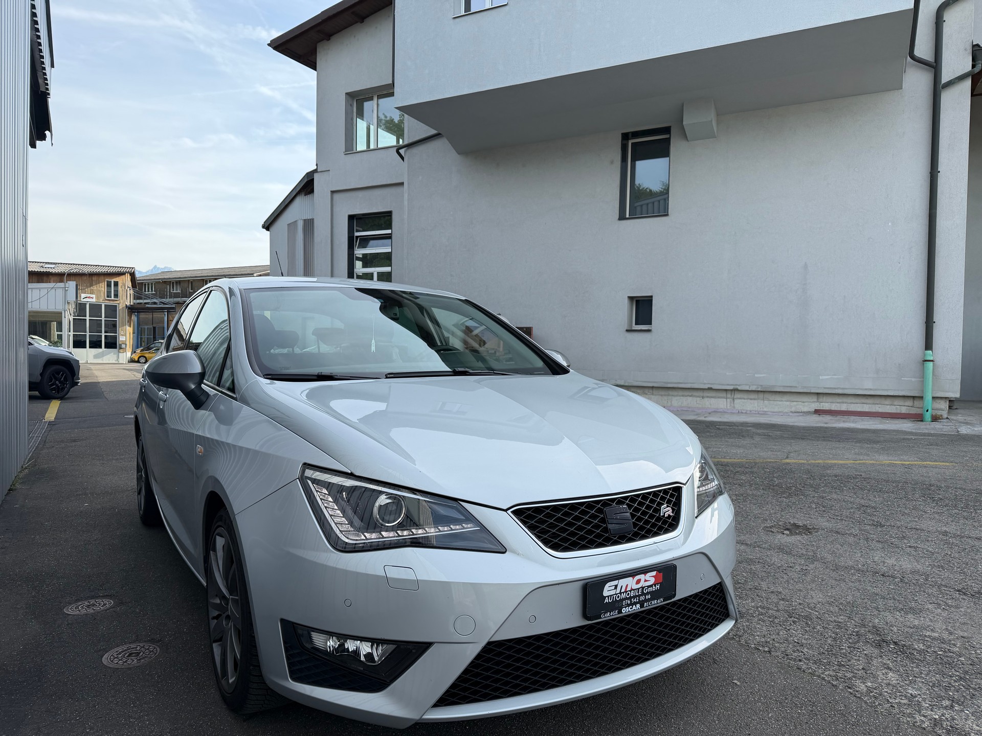 SEAT Ibiza 1.2 TSI FR-image-2