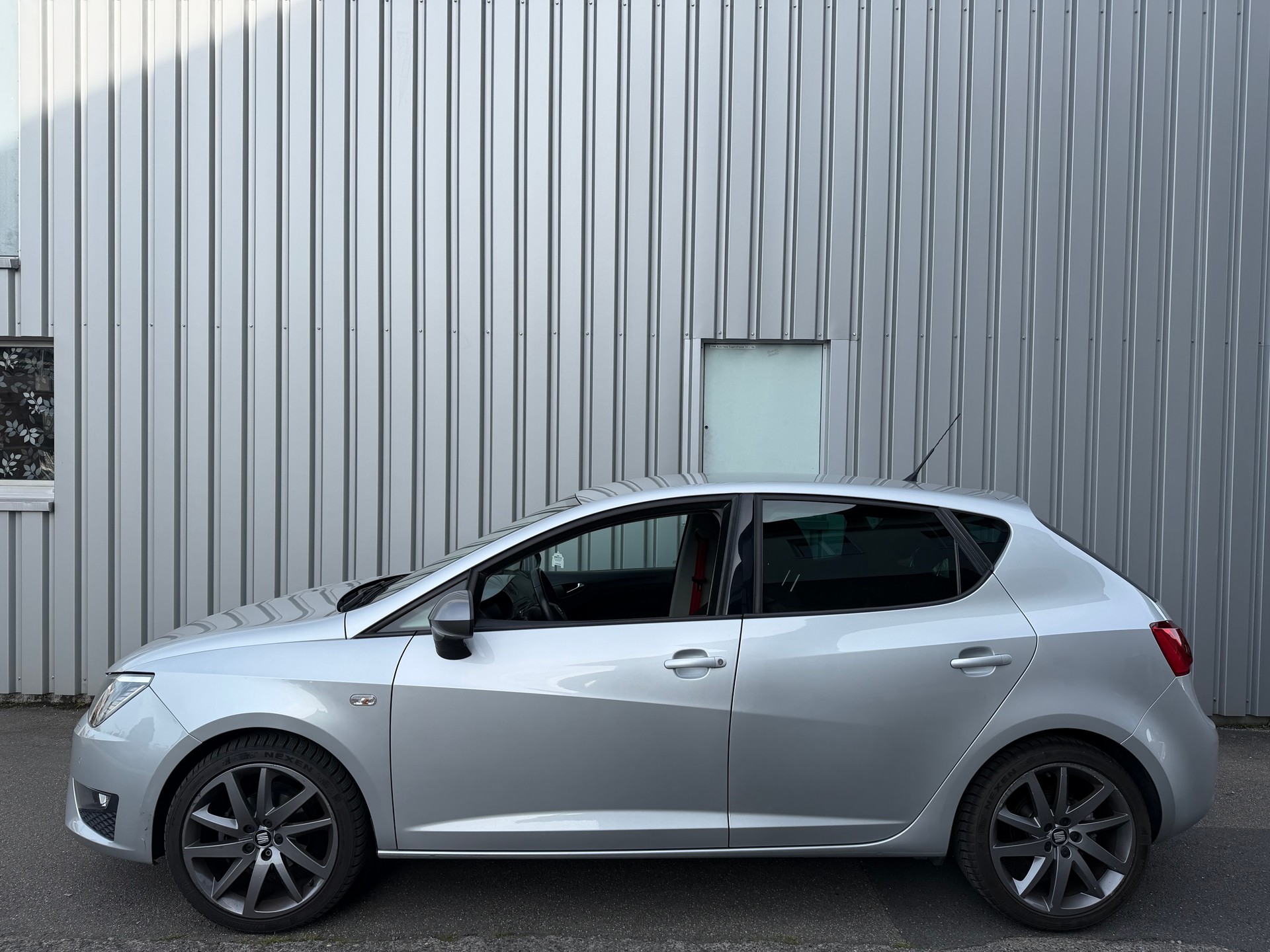 SEAT Ibiza 1.2 TSI FR-image-3
