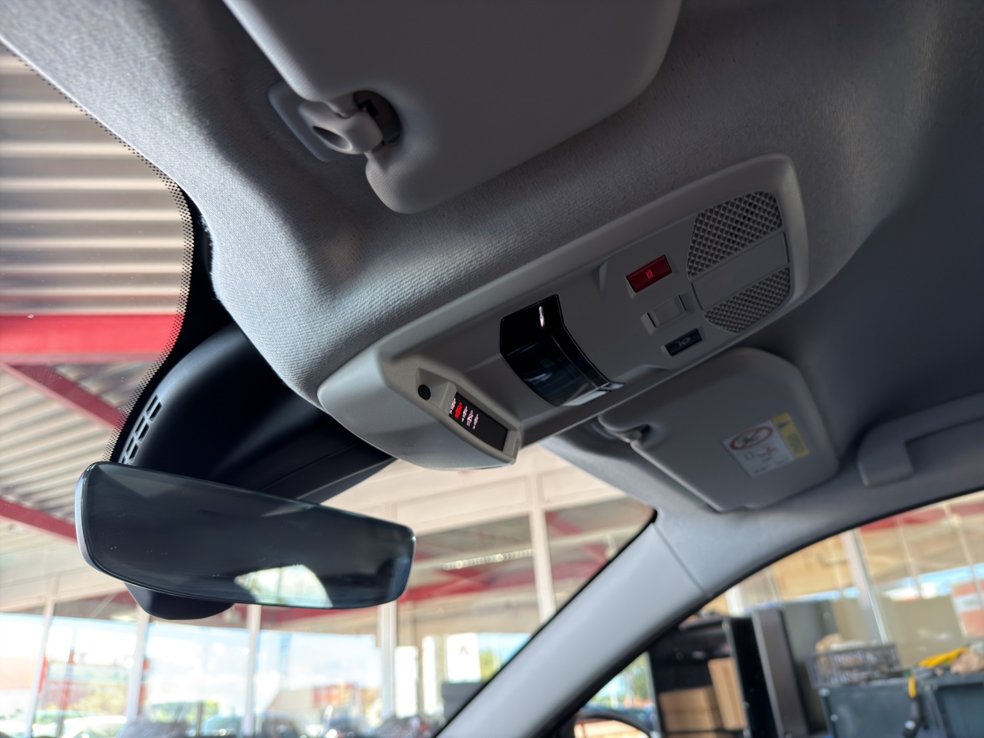 FIAT 600 1.2 Hybrid 145 Cult-image-42