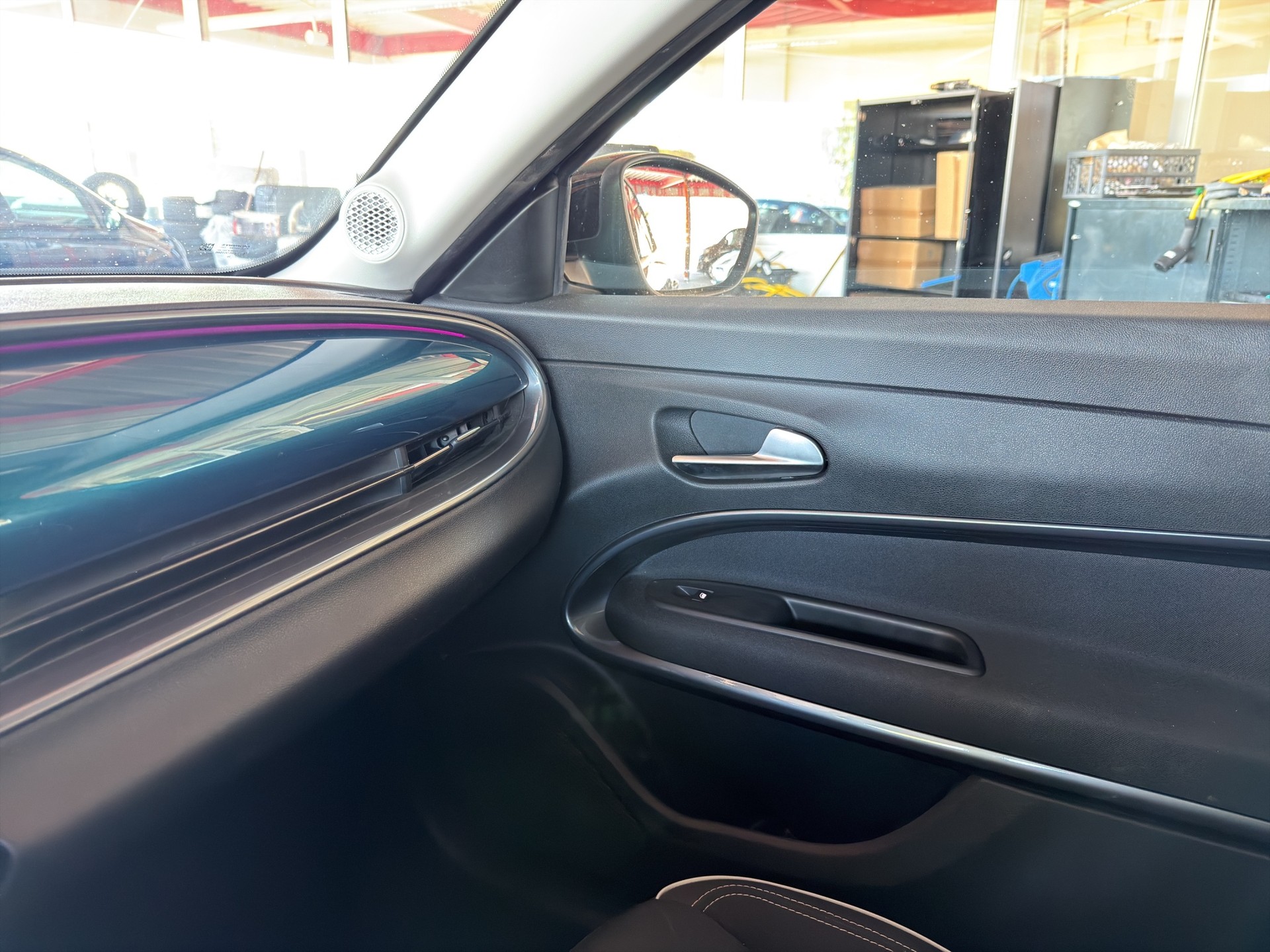 FIAT 600 1.2 Hybrid 145 Cult-image-38