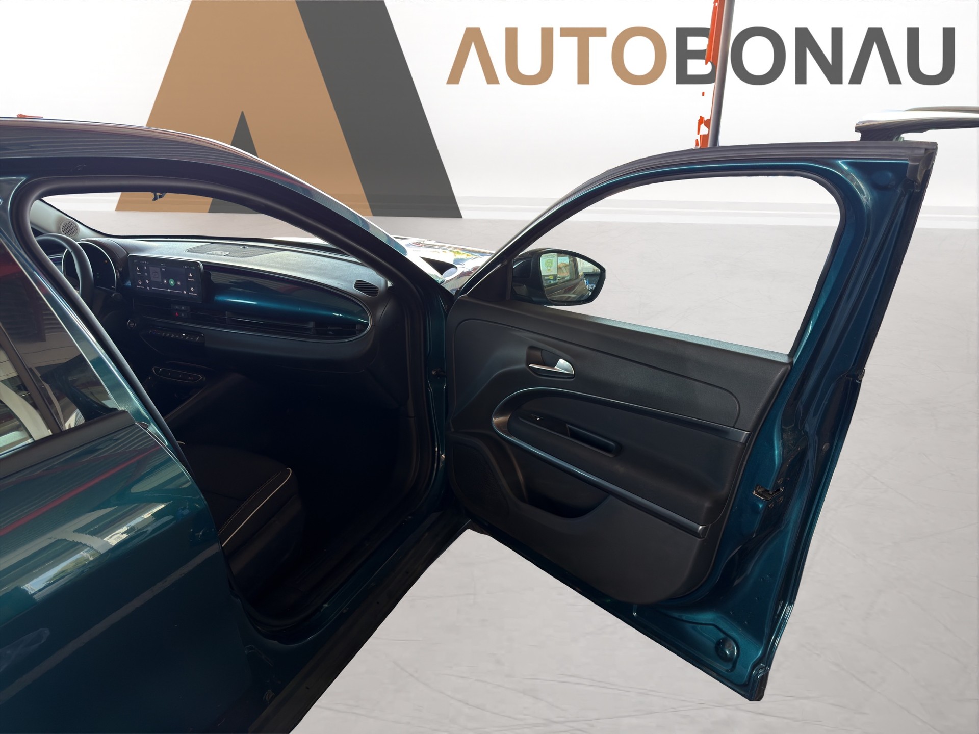 FIAT 600 1.2 Hybrid 145 Cult-image-13
