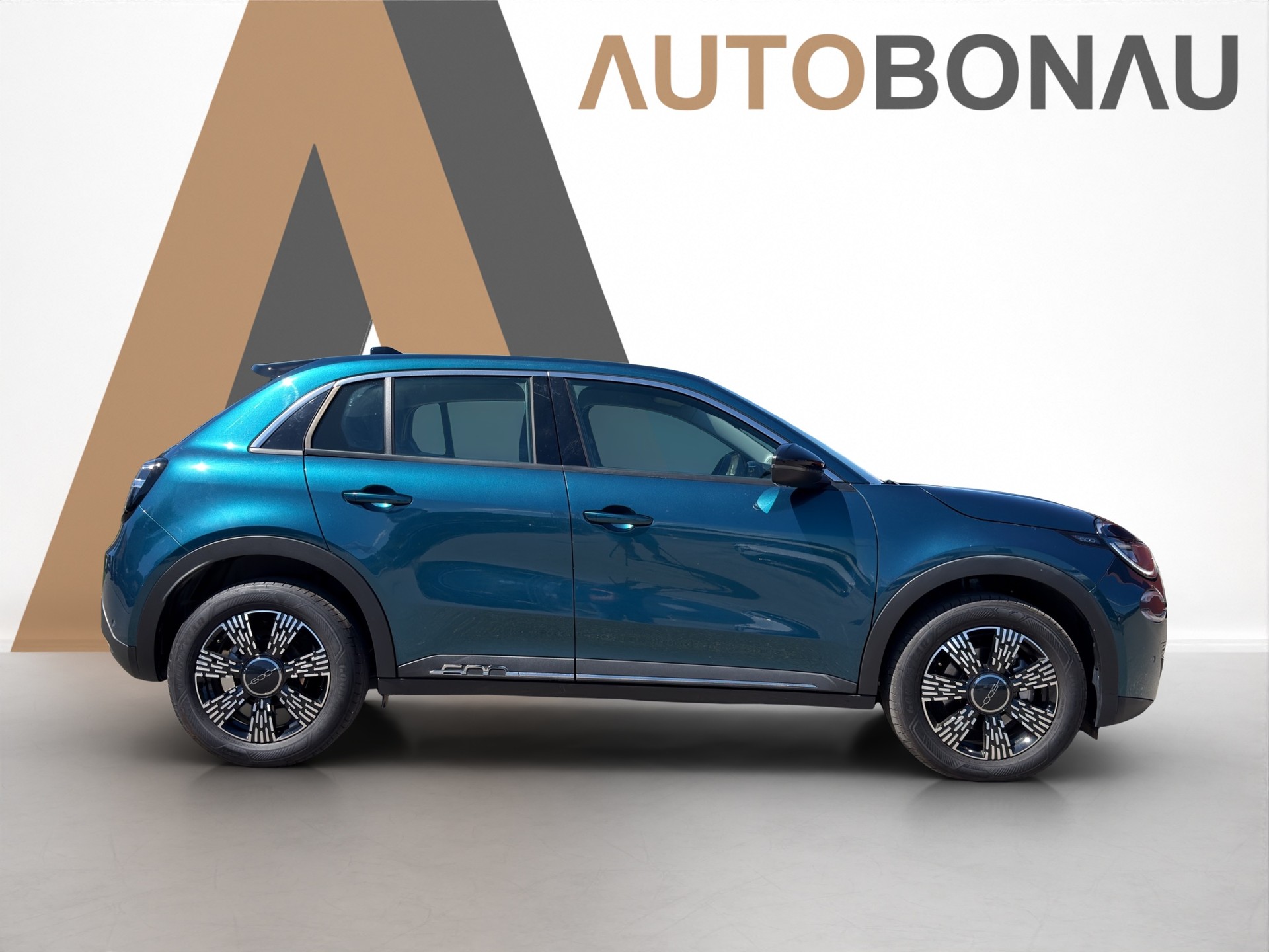 FIAT 600 1.2 Hybrid 145 Cult-image-5