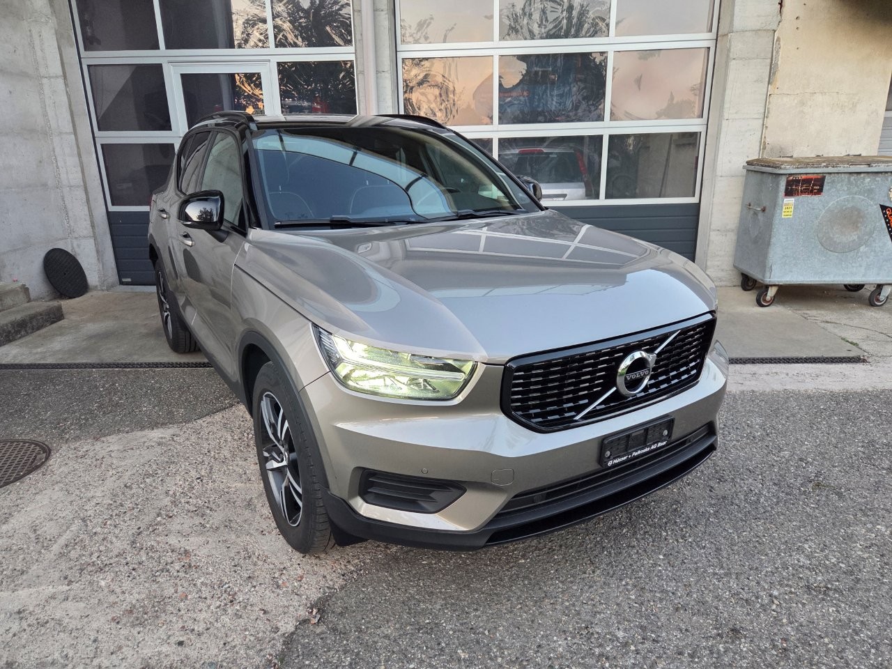VOLVO XC40 B4 Benzin Mild Hybrid AWD Plus Bright DCT-image-6