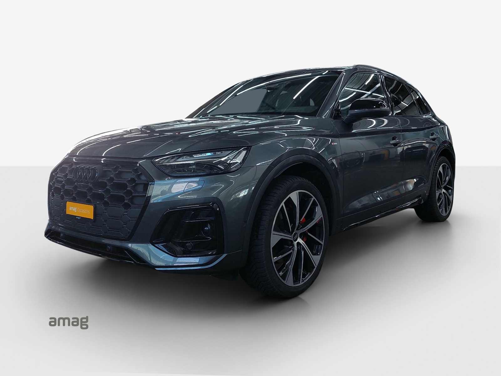 AUDI Q5 40 TDI Black Edition quattro S-tronic-image-0