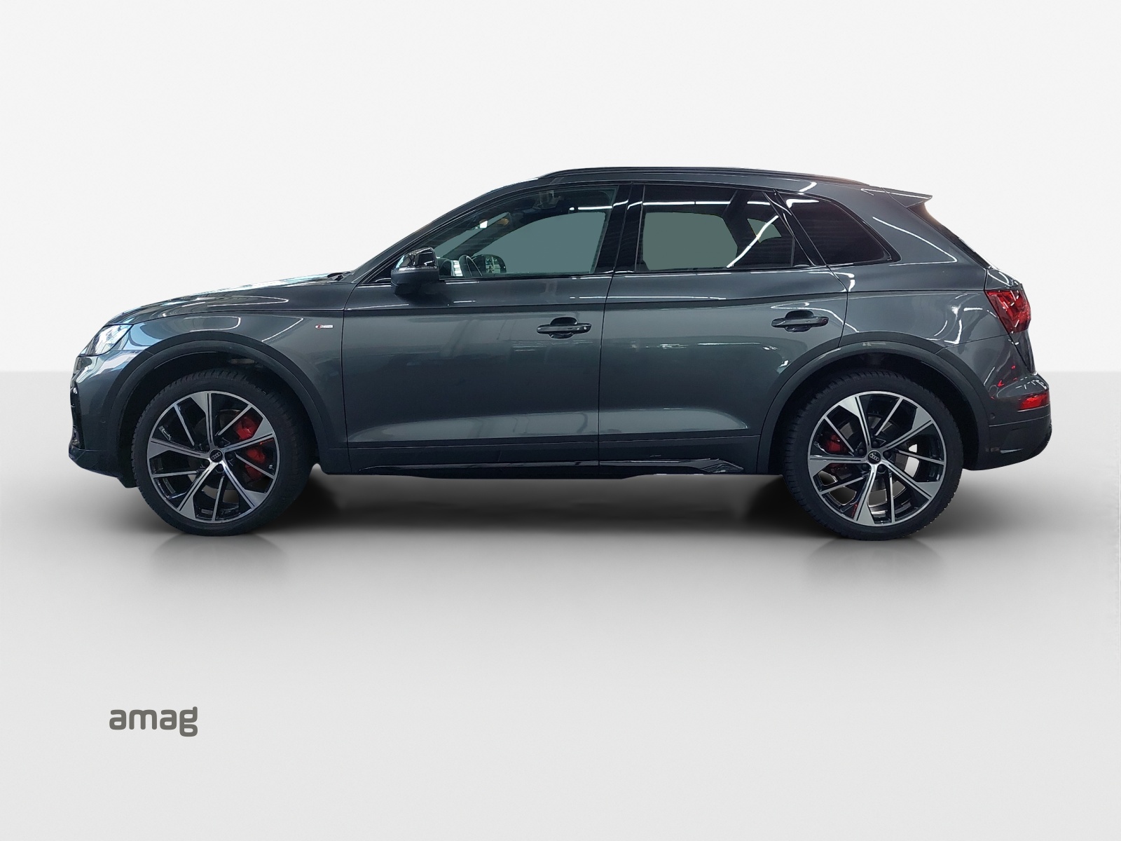 AUDI Q5 40 TDI Black Edition quattro S-tronic-image-1
