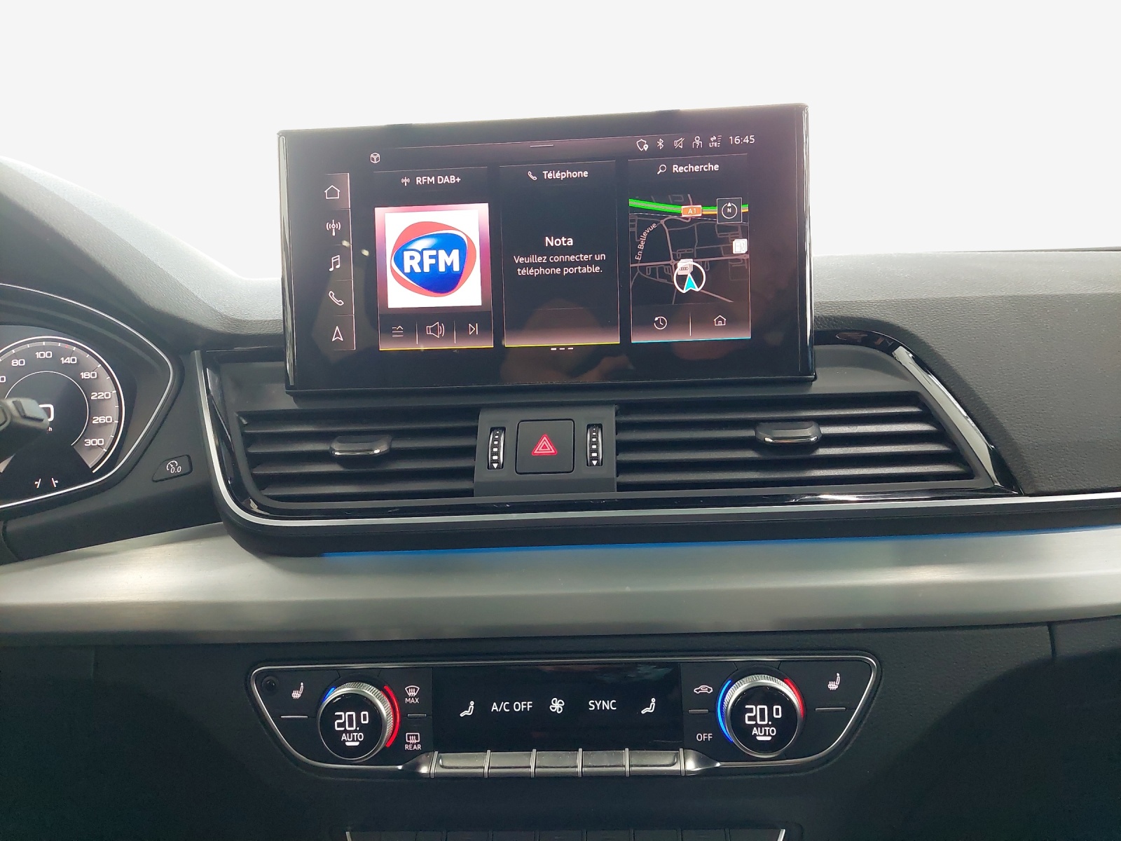 AUDI Q5 40 TDI Black Edition quattro S-tronic-image-10